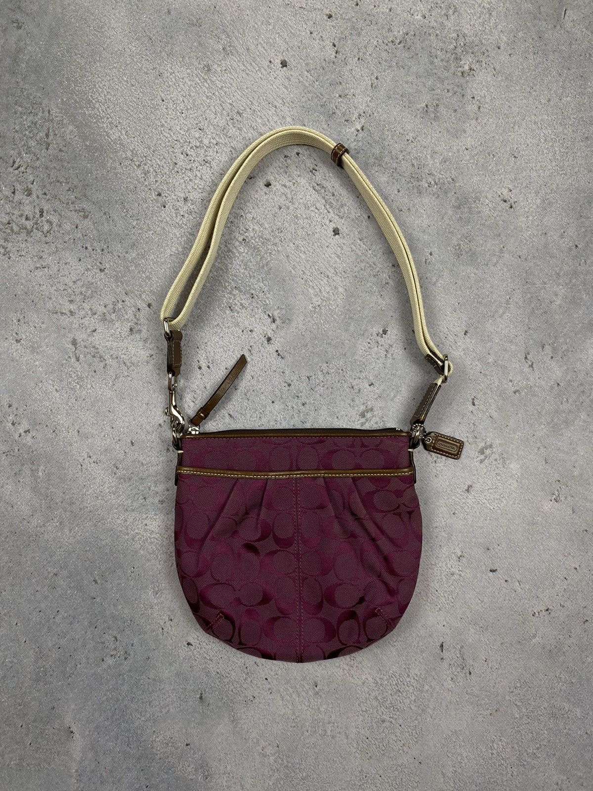 Coach Logo Bag Baguette Bag Mama Bag Y2K in Red, Women's