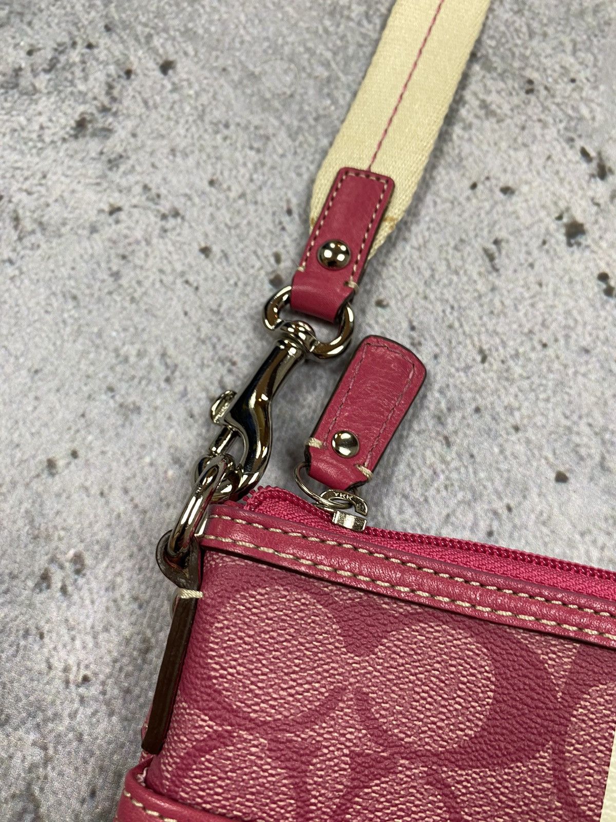 Coach × Vintage Coach logo bag baguette bag mama bag y2k Size ONE SIZE - 4 Thumbnail