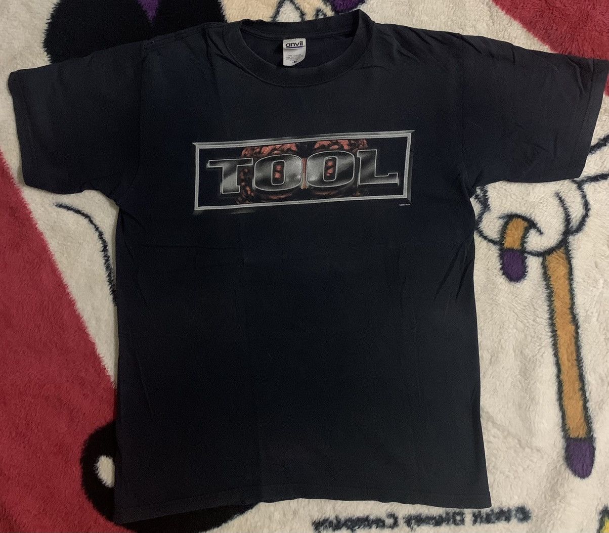 Band Tees × Vintage VINTAGE 2004 TOOL BIG BRAIN PRINT FADED TSHIRT RARE Size US M / EU 48-50 / 2 - 4 Thumbnail