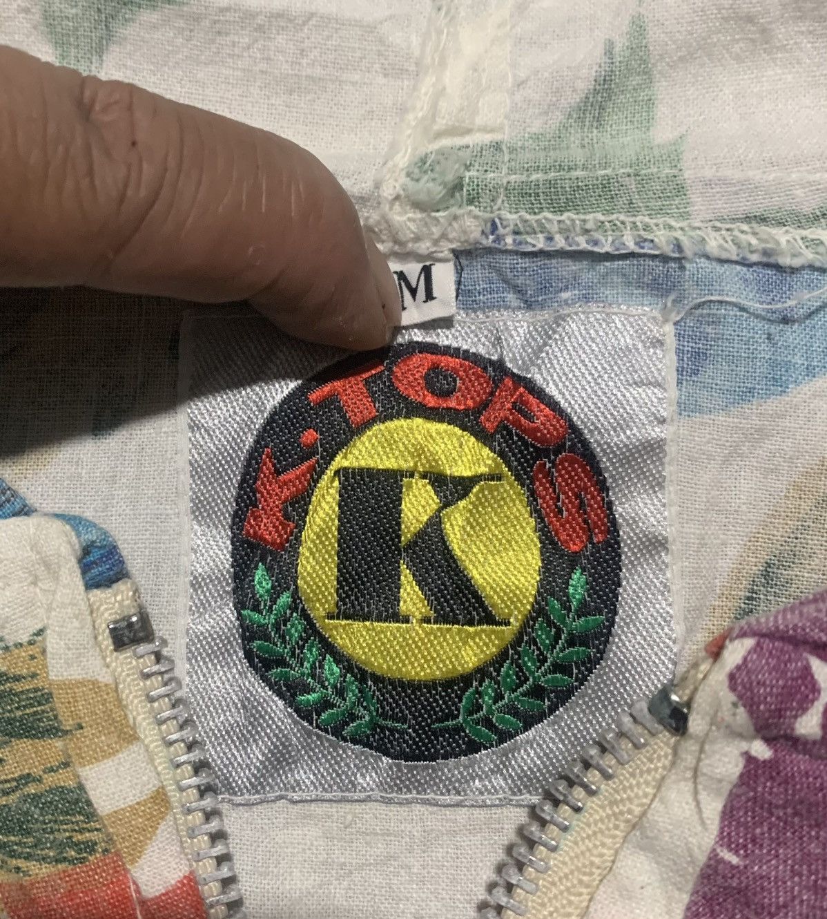 Japanese Brand Vintage Japanese Brand K.Tops Floral Hoodie Jacket Size US M / EU 48-50 / 2 - 3 Thumbnail