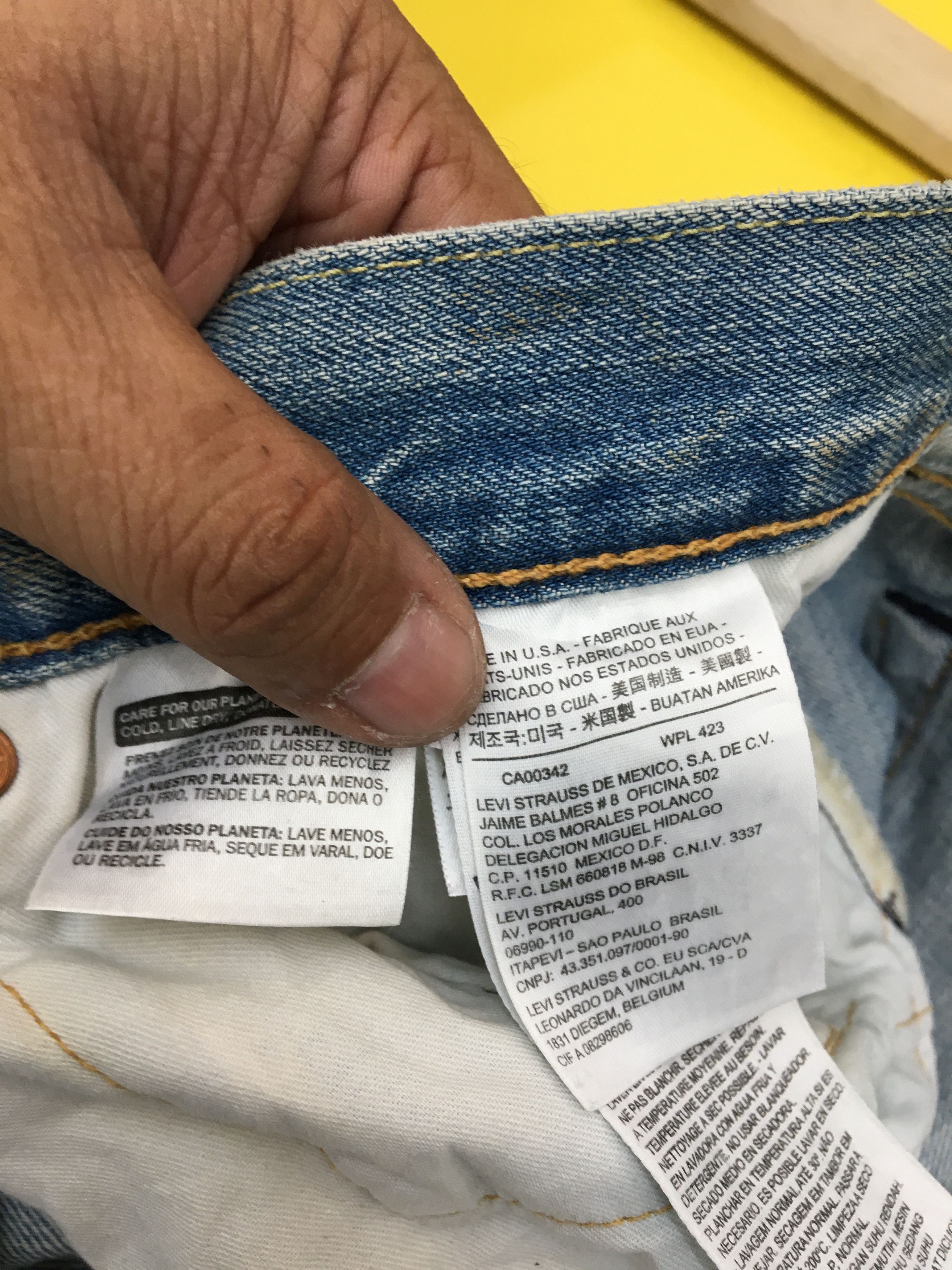 Levi's Vintage Y2K Levi's 501 Faded Jeans Levis Light Wash Denim Size US 32 / EU 48 - 15 Thumbnail