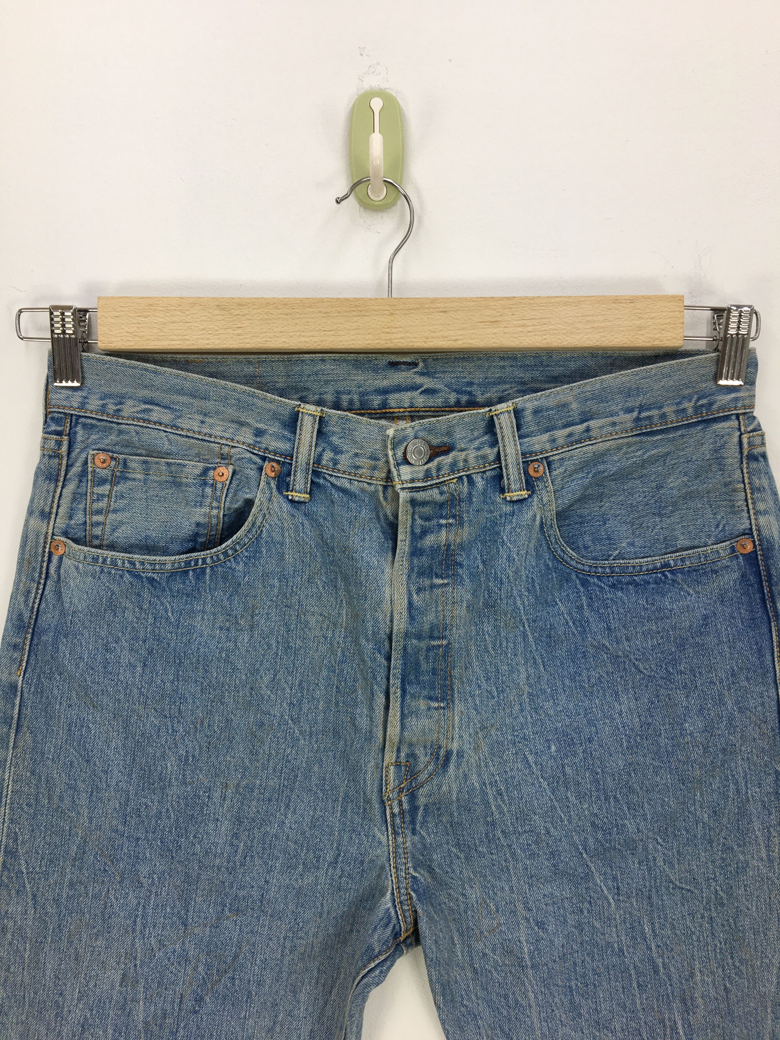 Levi's Vintage Y2K Levi's 501 Faded Jeans Levis Light Wash Denim Size US 32 / EU 48 - 4 Thumbnail