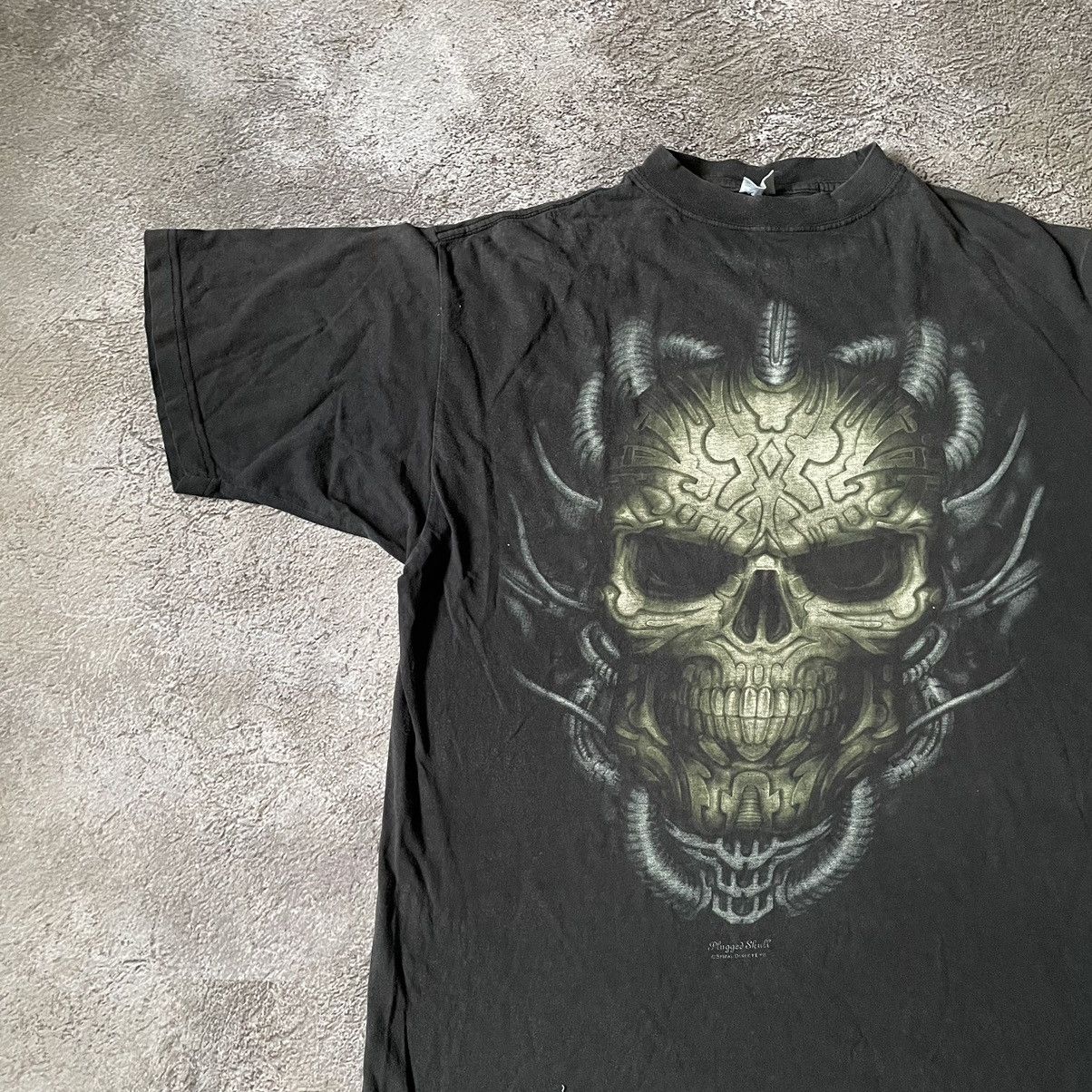 Vintage Vintage Y2K Skull Graphic Tee Dark Horror Grunge Streetwear Size US XL / EU 56 / 4 - 4 Thumbnail