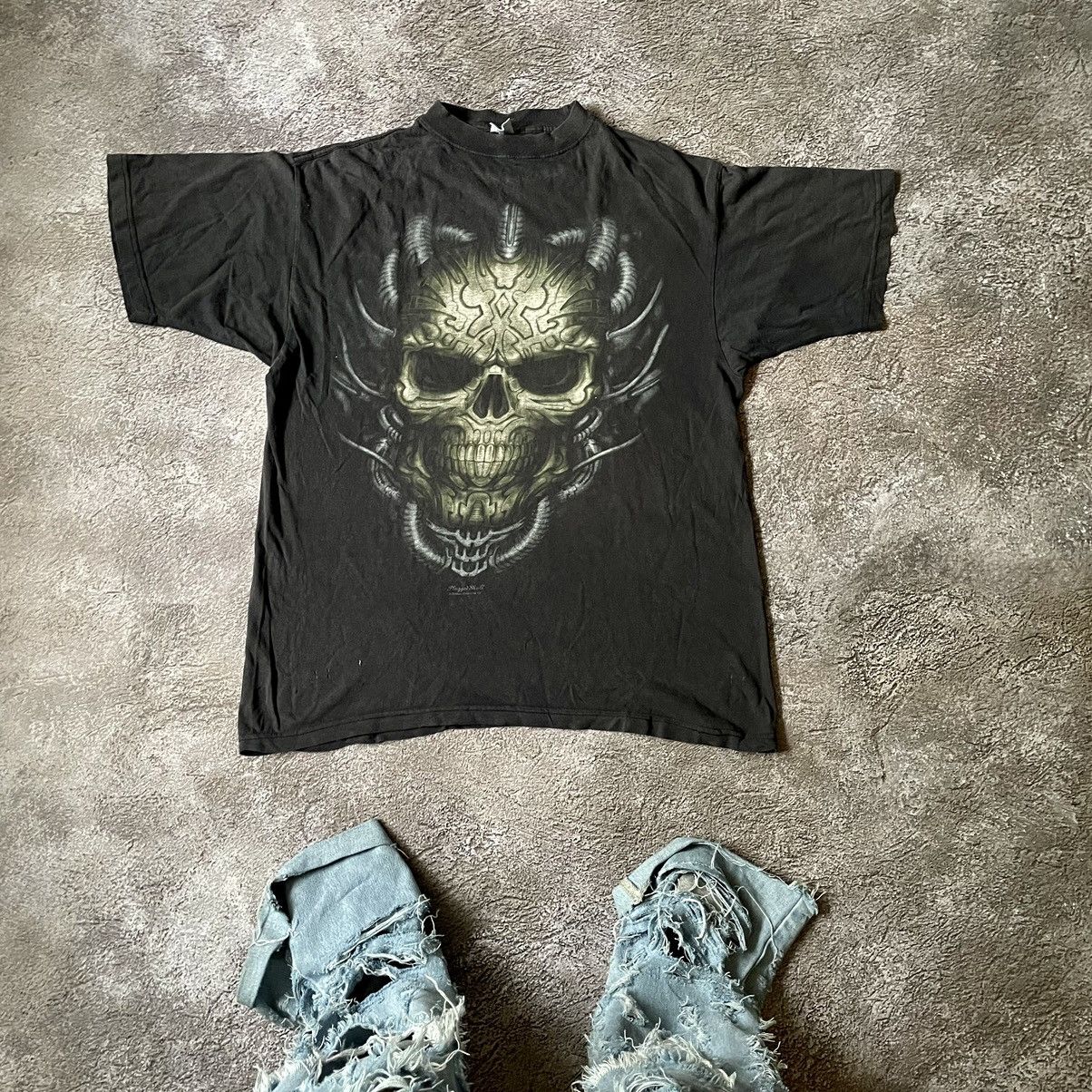Vintage Vintage Y2K Skull Graphic Tee Dark Horror Grunge Streetwear Size US XL / EU 56 / 4 - 1 Thumbnail