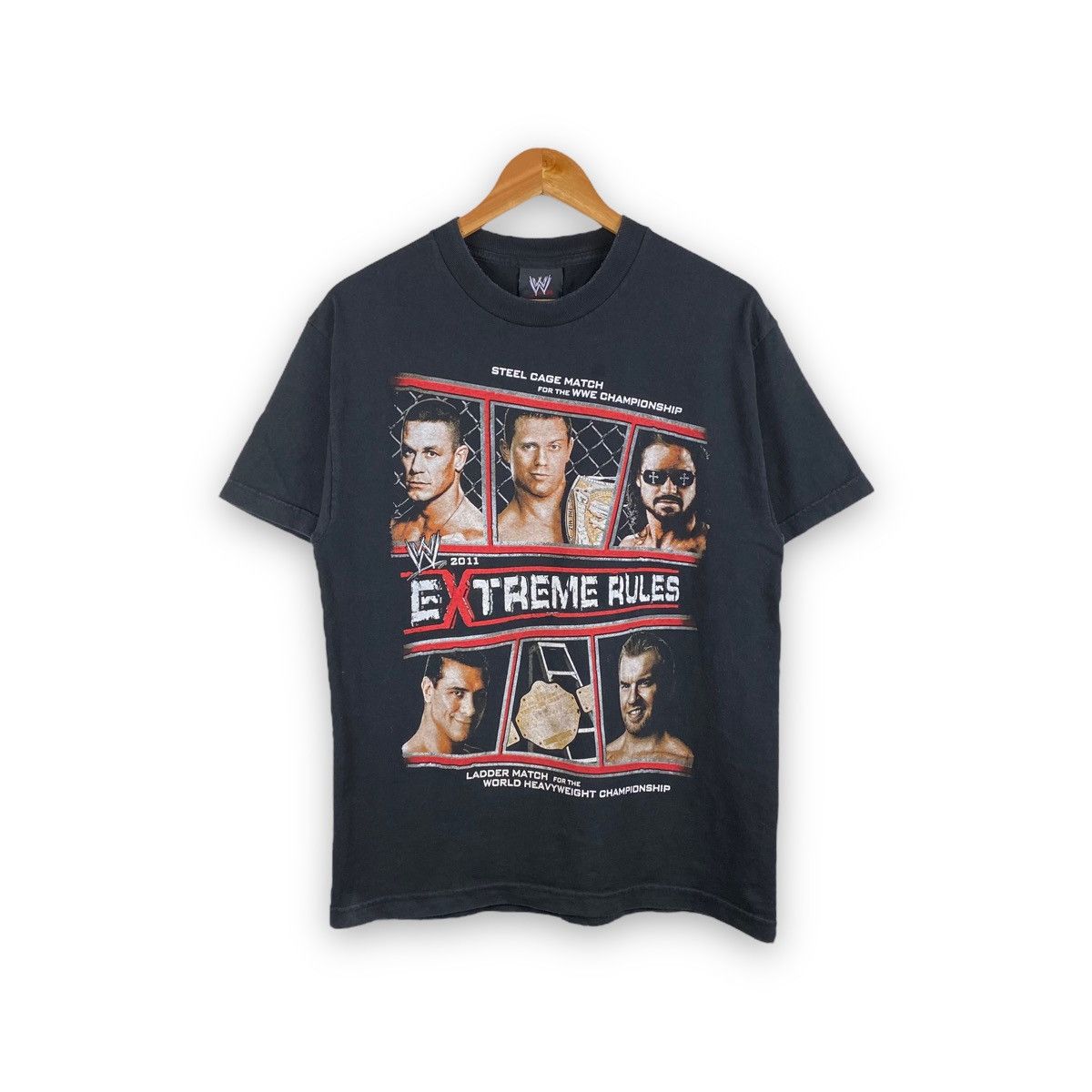 WWE VINTAGE WWE 2011 EXTREME RULES T SHIRT WORLD WRESTLING Size US M / EU 48-50 / 2 - 1 Thumbnail