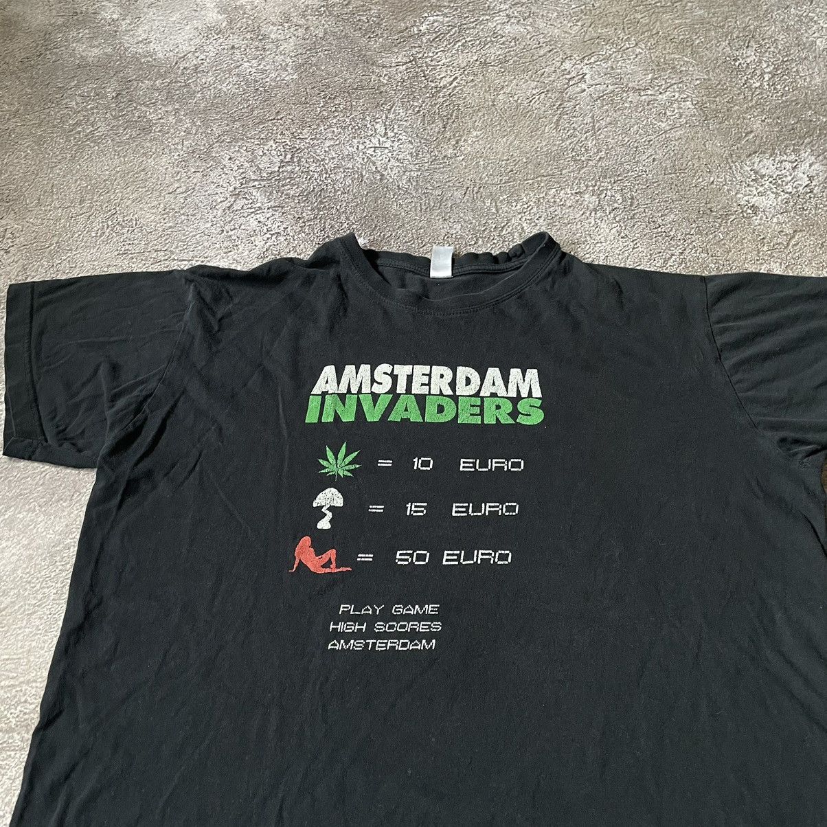 Vintage Vintage Y2K Amsterdam Invaders Graphic Tee Streetwear Slim L Size US L / EU 52-54 / 3 - 5 Thumbnail