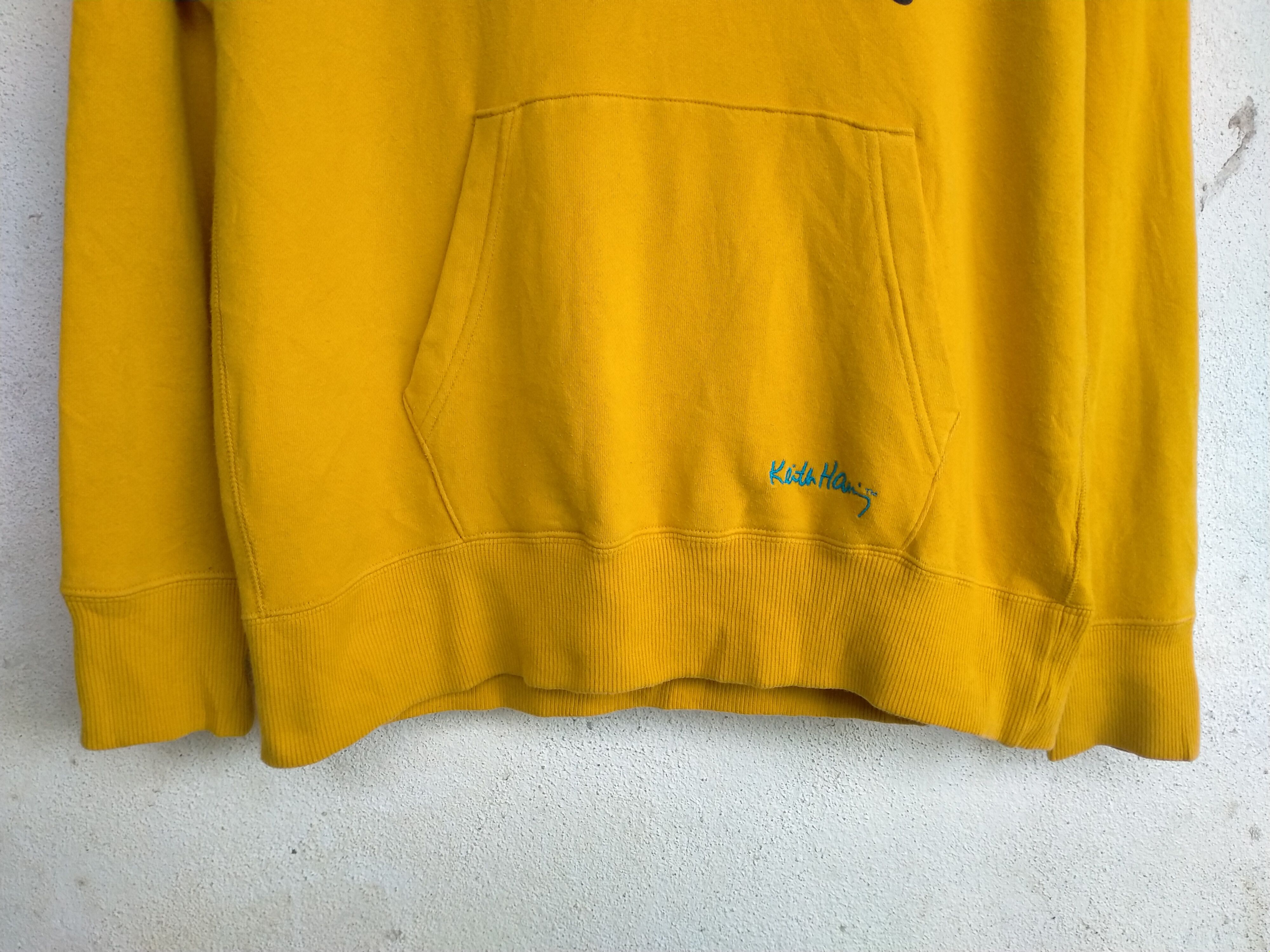 Japanese Brand × Keith Haring × Uniqlo Y2K Keith Haring American art X Uniqlo hoodie Size US M / EU 48-50 / 2 - 7 Thumbnail