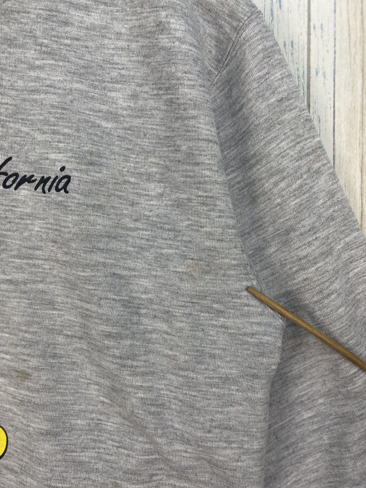 Mickey Mouse Vintage Mickey California Sweatshirt Size US L / EU 52-54 / 3 - 9 Thumbnail