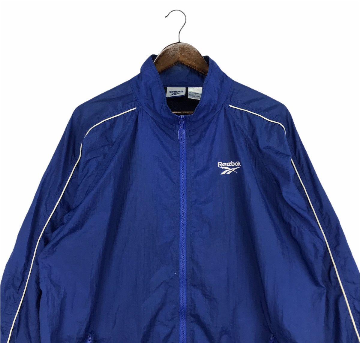 Reebok Vintage Reebok Windbreaker Jacket Size US L / EU 52-54 / 3 - 3 Thumbnail