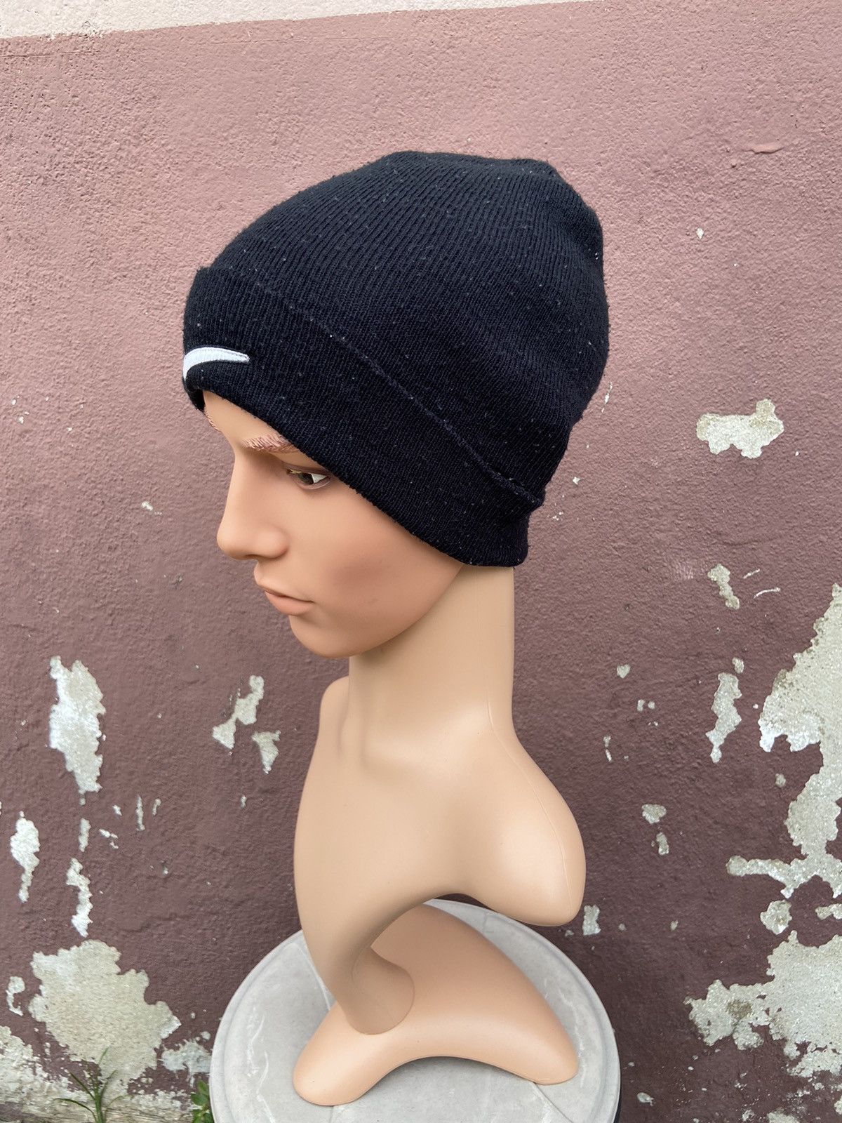 Nike Vintage Nike Big Swoosh Logo Beanie Hat Size ONE SIZE - 3 Thumbnail