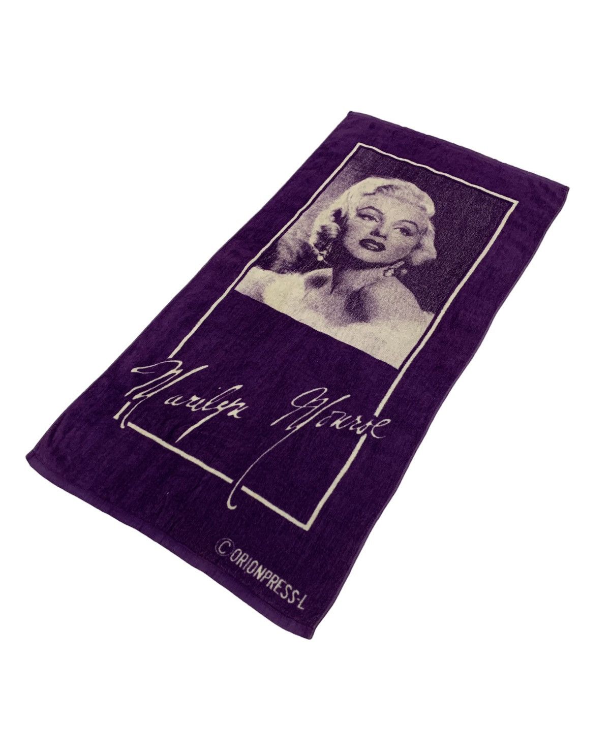 Band Tees Vintage Marilyn Monroe Fan Art Collectable Beach Bath Towel Size ONE SIZE - 2 Thumbnail