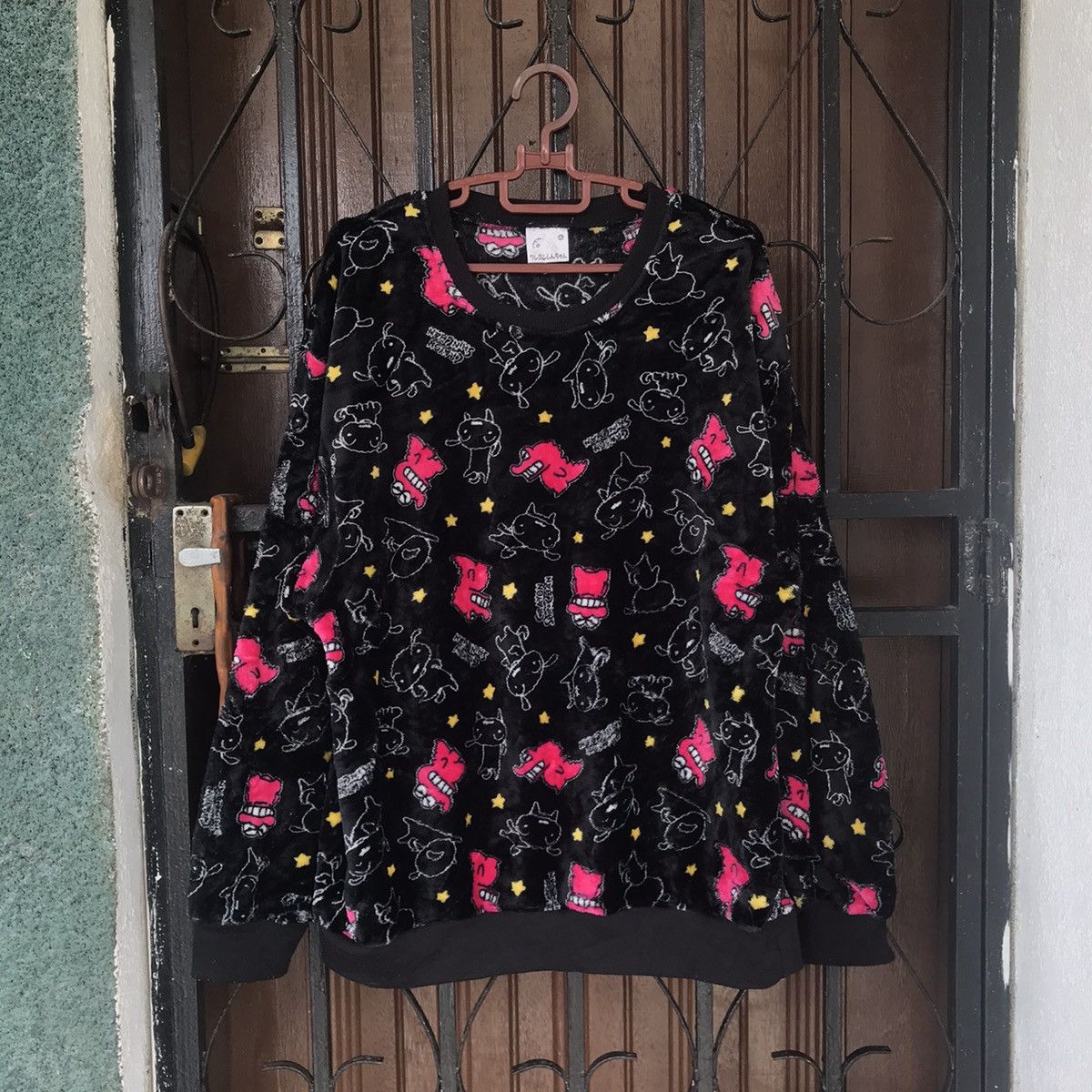 Anime Nice Printed Crayon Shin Chan Anime Fleece Sweater Jumper Size US L / EU 52-54 / 3 - 1 Thumbnail