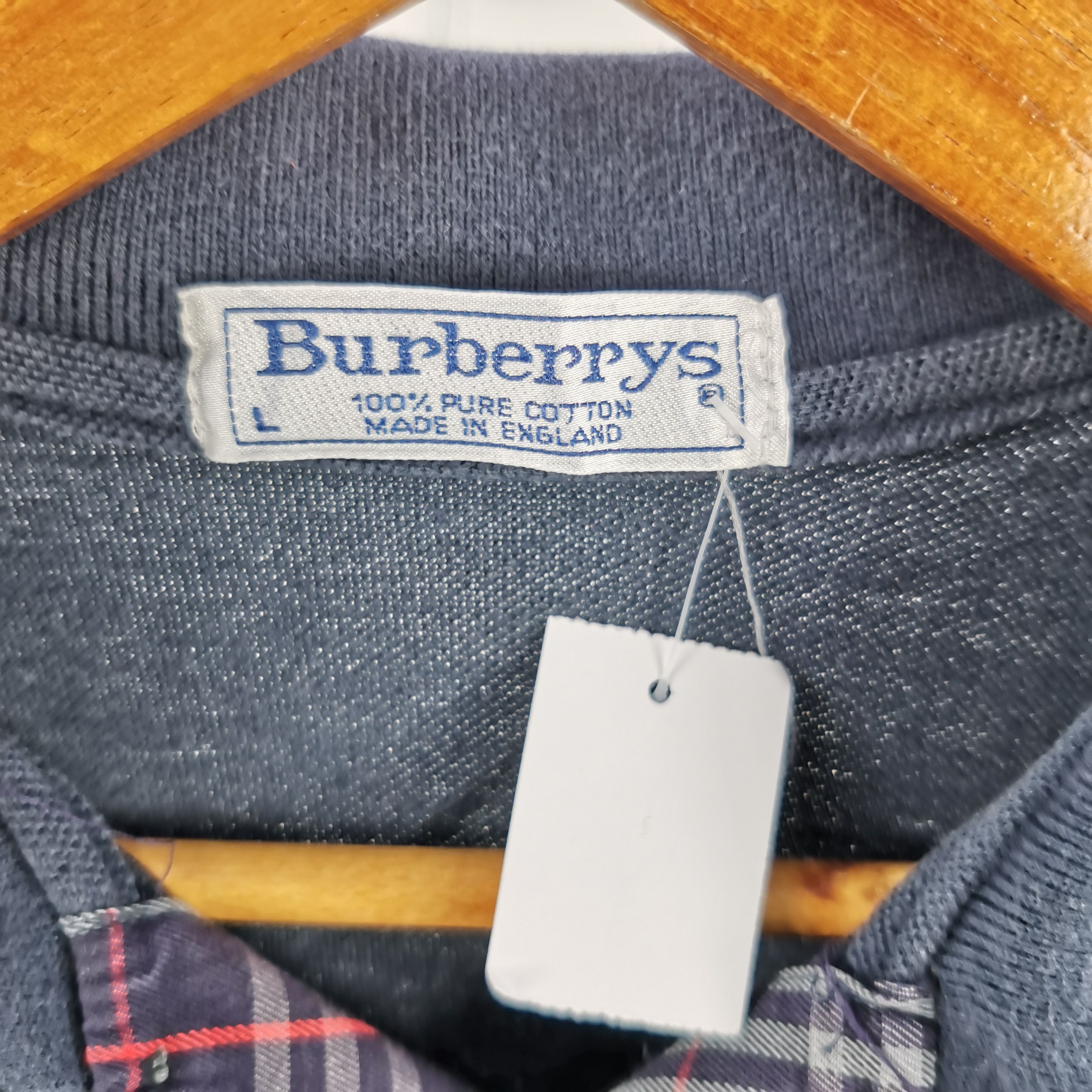 Burberry Vintage Burberry T Shirt Burberrys Tees | BS18945. Size US L / EU 52-54 / 3 - 6 Thumbnail