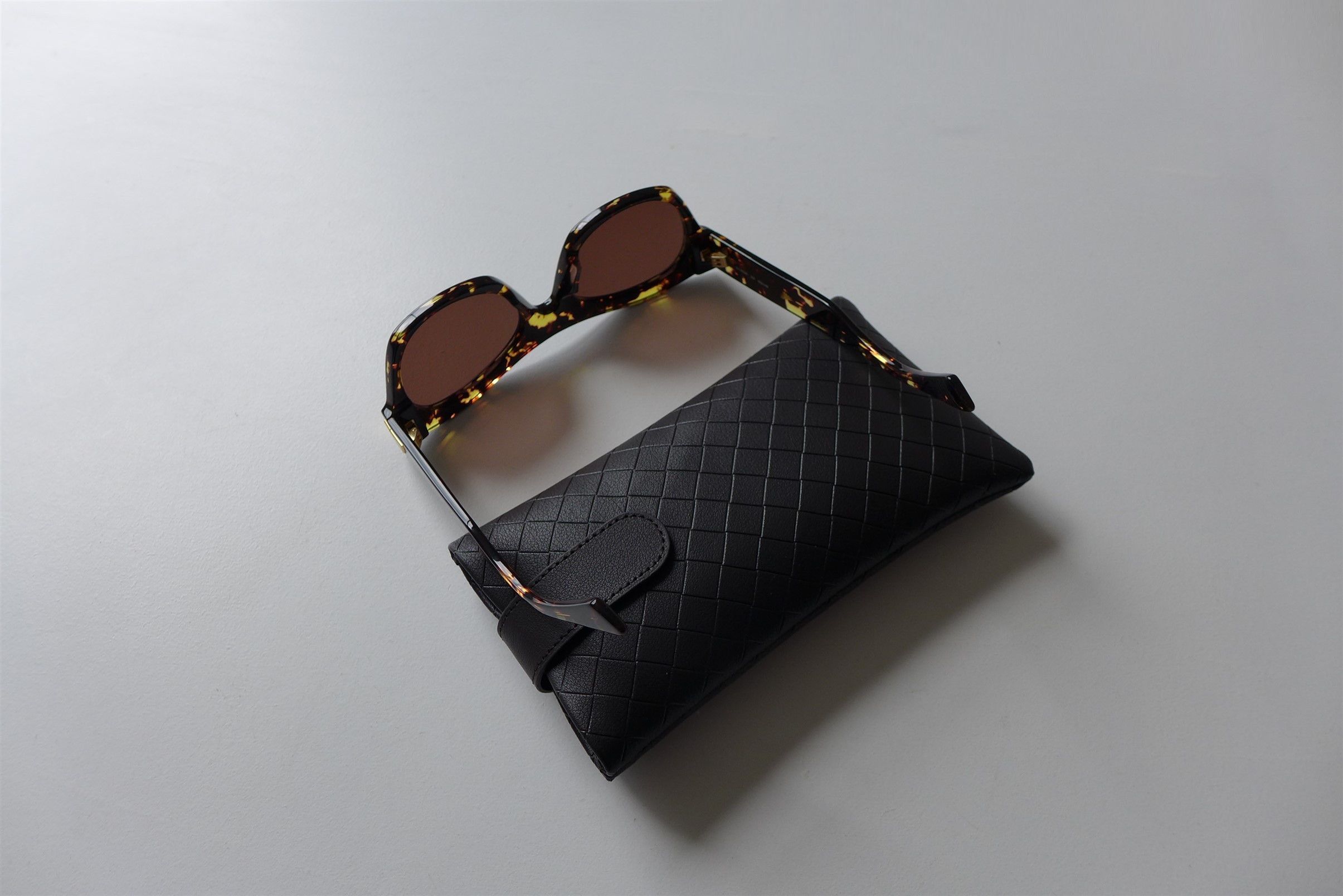 Bottega Veneta Bottega Veneta Sunglasses - Tortoiseshell Acetate Size ONE SIZE - 12 Thumbnail