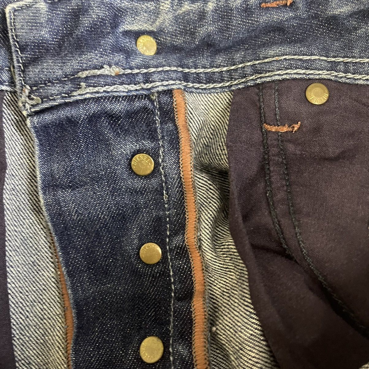 Diesel Diesel Industry Darron Regular Slim Distressed Denim W29 L30 Size US 29 - 23 Thumbnail