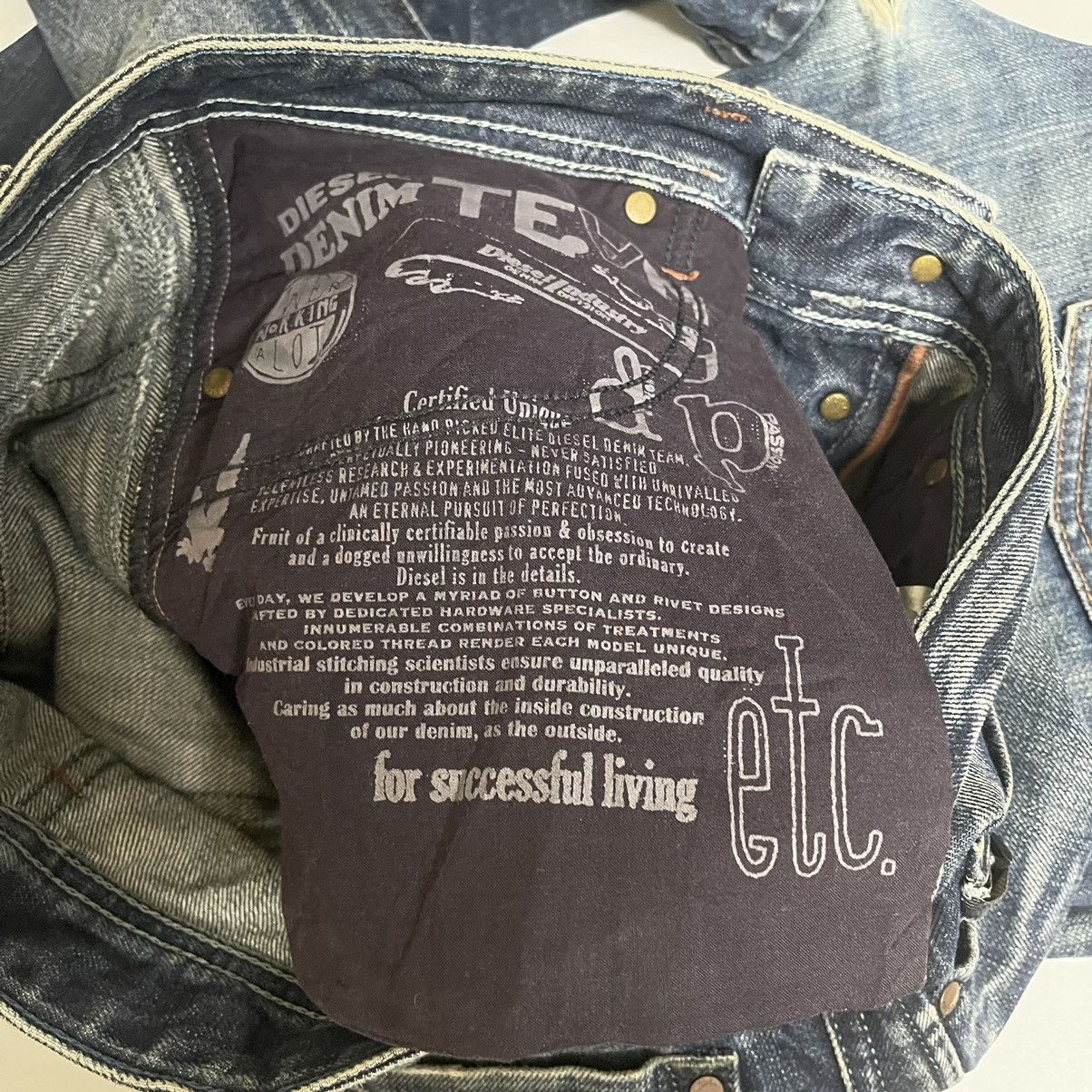 Diesel Diesel Industry Darron Regular Slim Distressed Denim W29 L30 Size US 29 - 21 Thumbnail