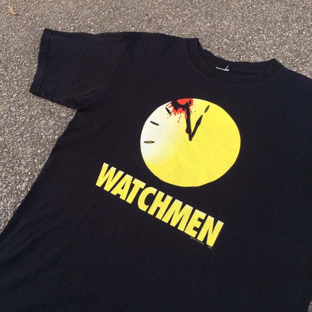 DC Comics Vintage Faded Y2K Watchmen Doomsday Clock Movie Tee Size US M / EU 48-50 / 2 - 1 Thumbnail