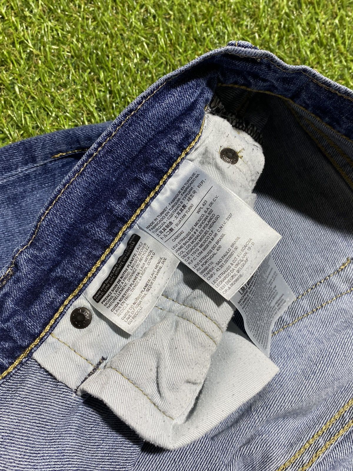Levi's Vintage 90s Levi’s jeans denim 511 streetwear size 32x32 Size US 32 / EU 48 - 8 Thumbnail