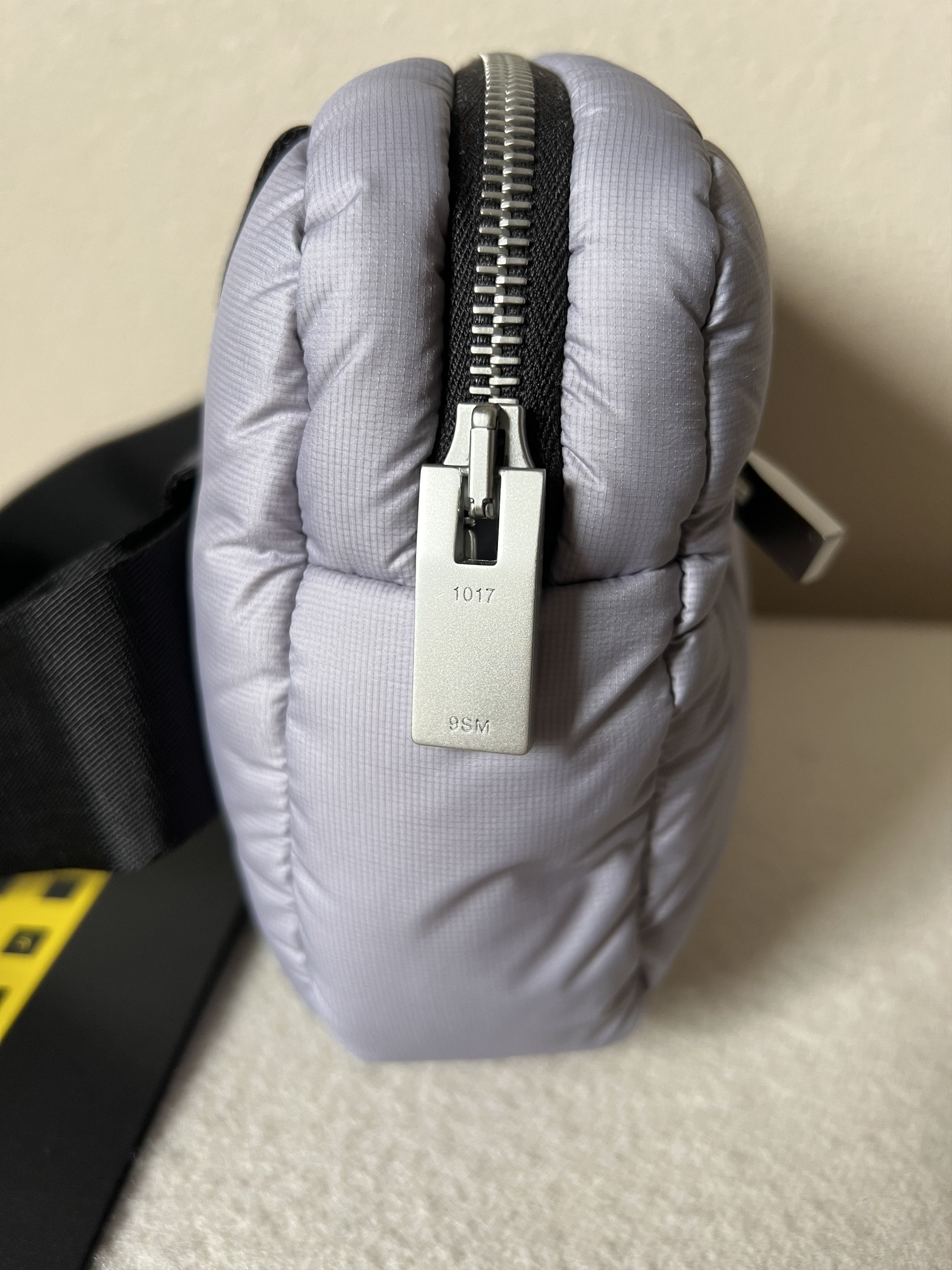 1017 ALYX 9SM × Moncler Genius 6 Moncler 1017 Alyx 9SM Padded Down Belt Bag Size ONE SIZE - 6 Thumbnail