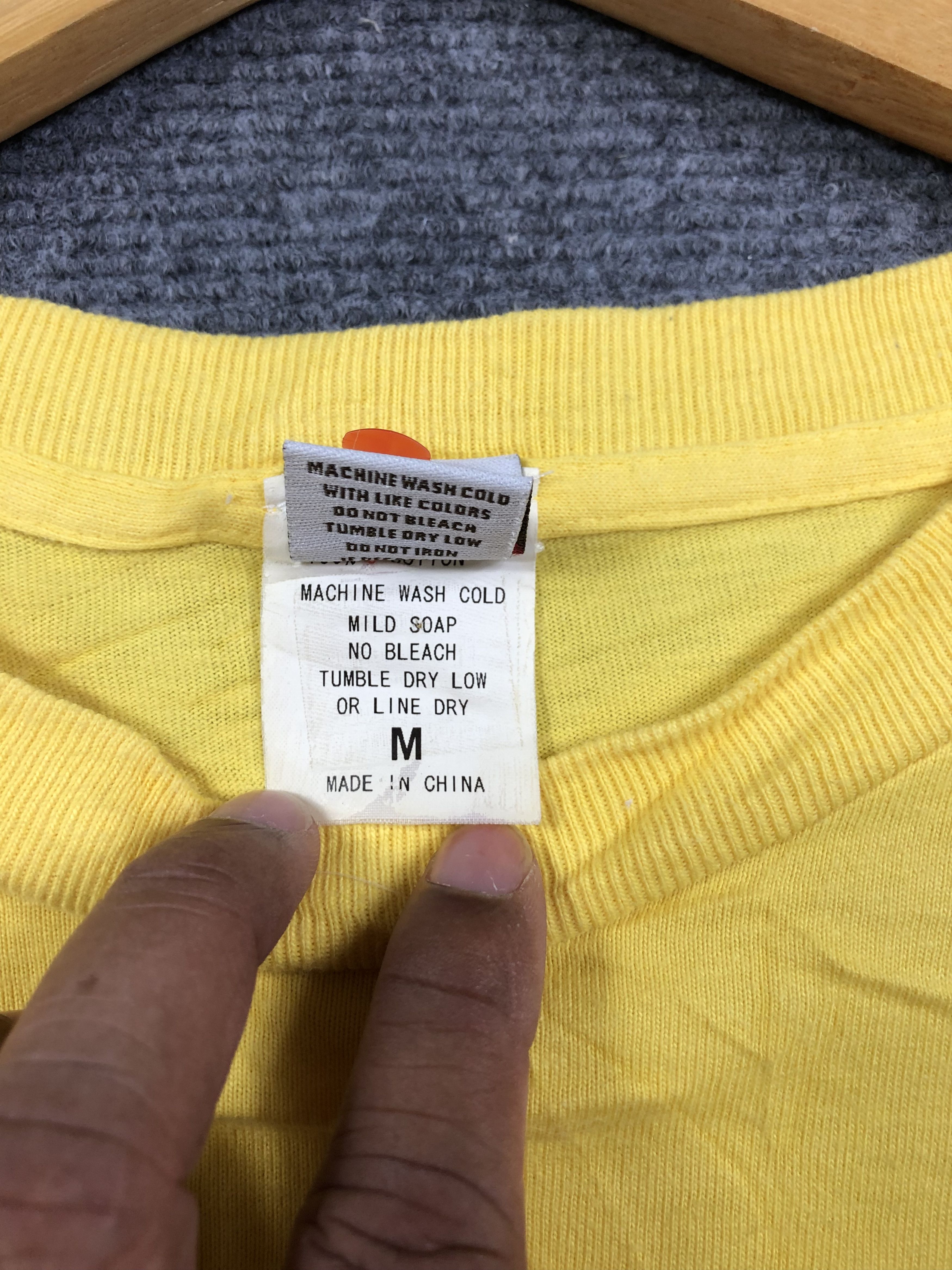 Japanese Brand Local Motion Hawaii Life Like Surt Size US M / EU 48-50 / 2 - 4 Thumbnail