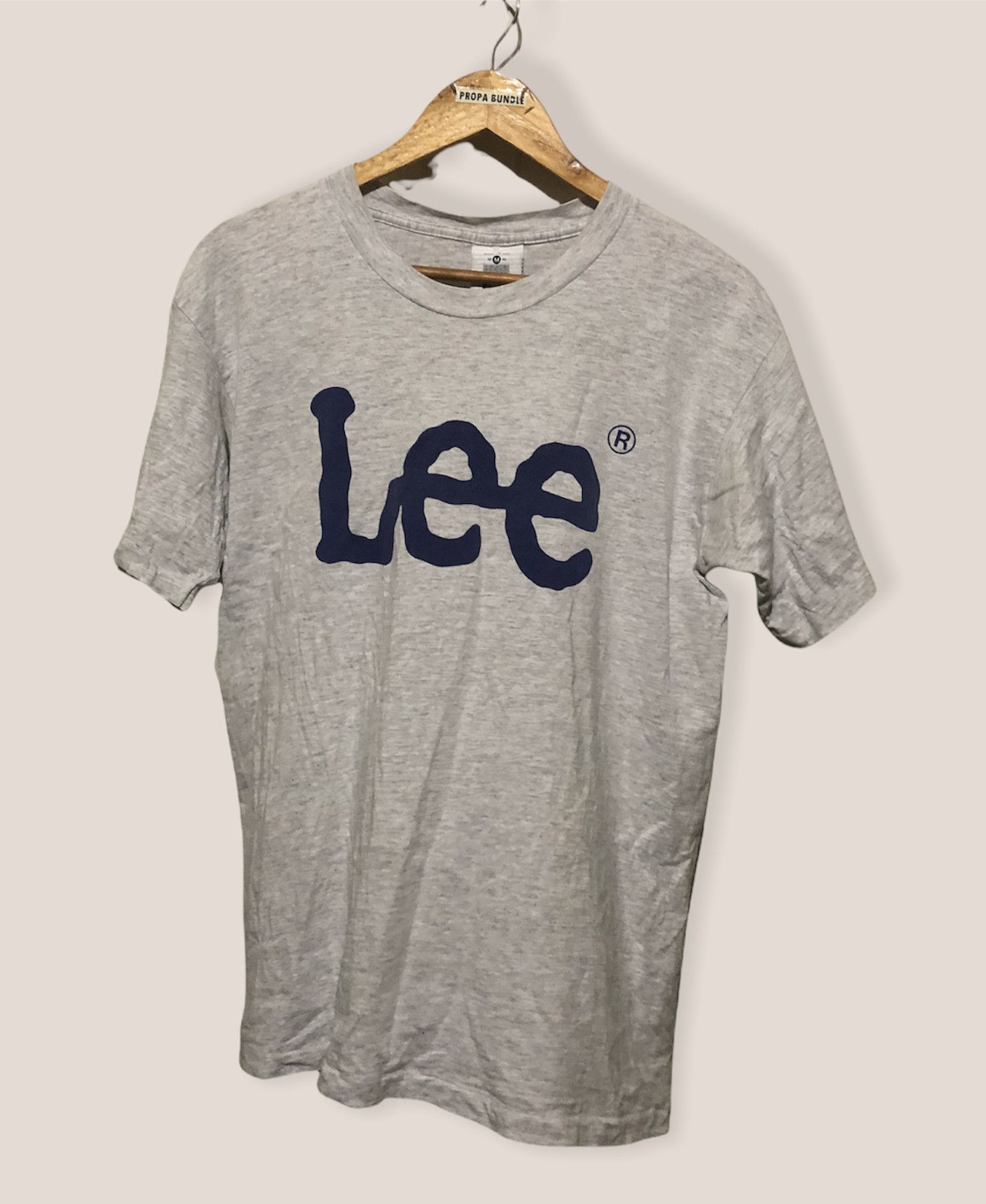 Lee Vintage 90s Lee Big Logo Tshirt Size US M / EU 48-50 / 2 - 1 Thumbnail
