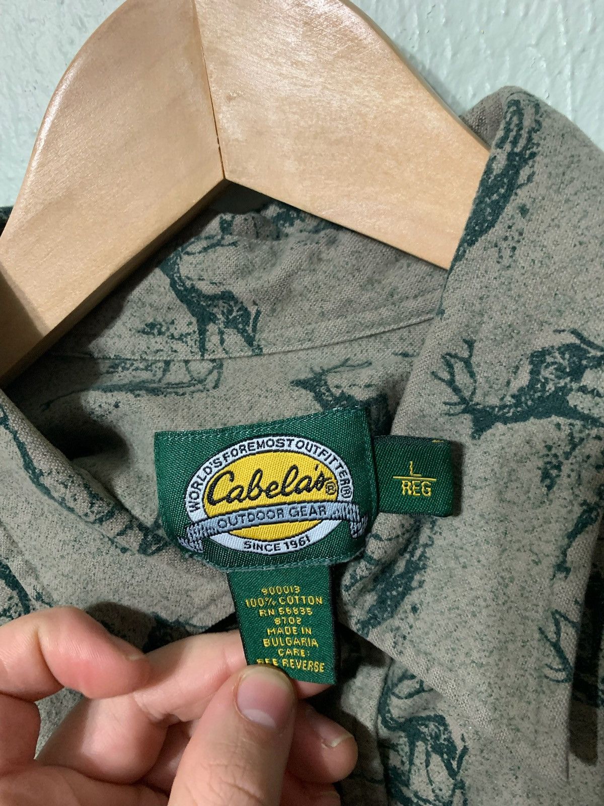Vintage Vintage Cabelas Deer Overprint Chamois Shirt Size US L / EU 52-54 / 3 - 3 Thumbnail