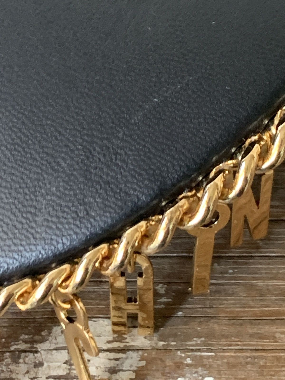 H&M × Moschino H&M X MOSCHINO LEATHER CAP WITH GOLD CHAIN BRIM Size ONE SIZE - 16 Thumbnail