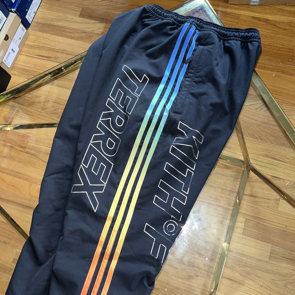 Adidas × Kith TERREX 3M REFLECTiVE CHROMATiC TRACK PANTS FR9292 123548884 Size US 31 - 5 Thumbnail
