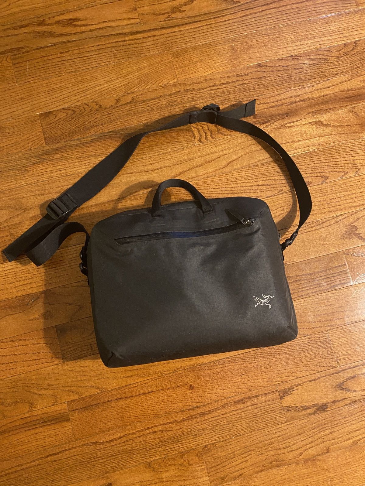 Arc'Teryx Arcteryx Granville Messenger Bag Briefcase Black Grailed