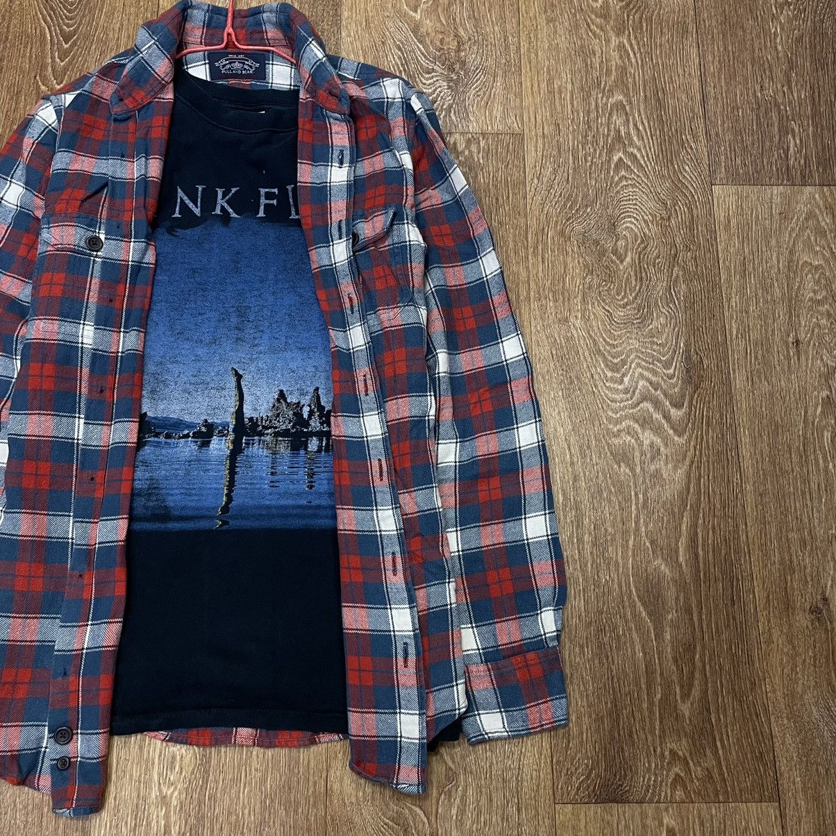 Vintage Vintage Y2K Plaid Shirt Graphic Tee Streetwear Skate Baggy M Size US M / EU 48-50 / 2 - 3 Thumbnail