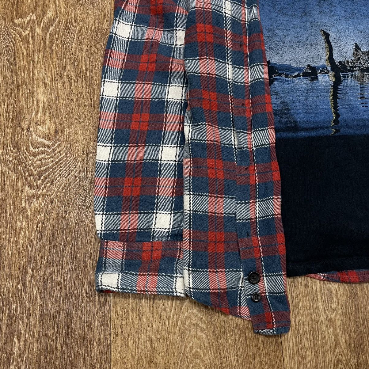 Vintage Vintage Y2K Plaid Shirt Graphic Tee Streetwear Skate Baggy M Size US M / EU 48-50 / 2 - 4 Thumbnail