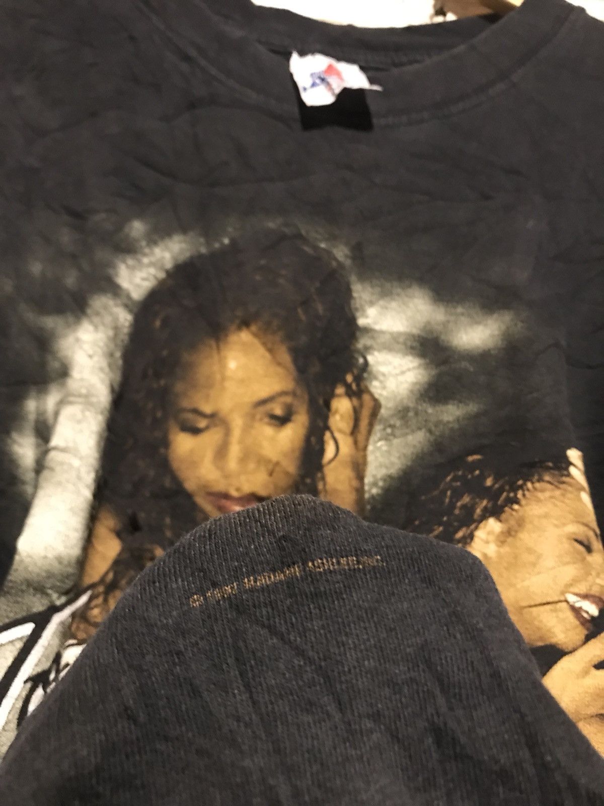 Vintage Vintage 1997 Toni Braxton Tour T-Shirt Size US XL / EU 56 / 4 - 2 Thumbnail