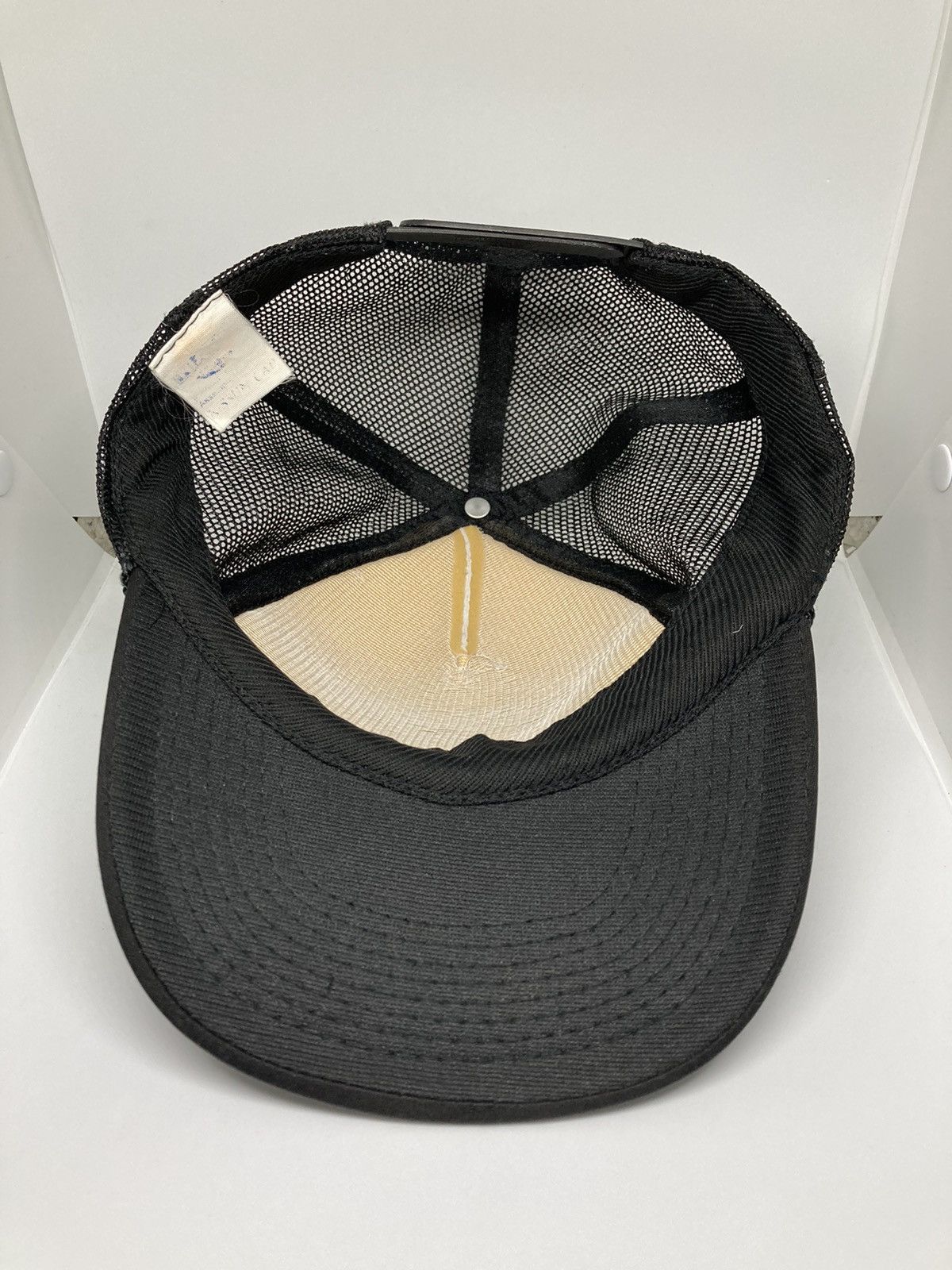 Rockstar Games Nissun ROCKSTAR Trucker Hat Size ONE SIZE - 5 Thumbnail