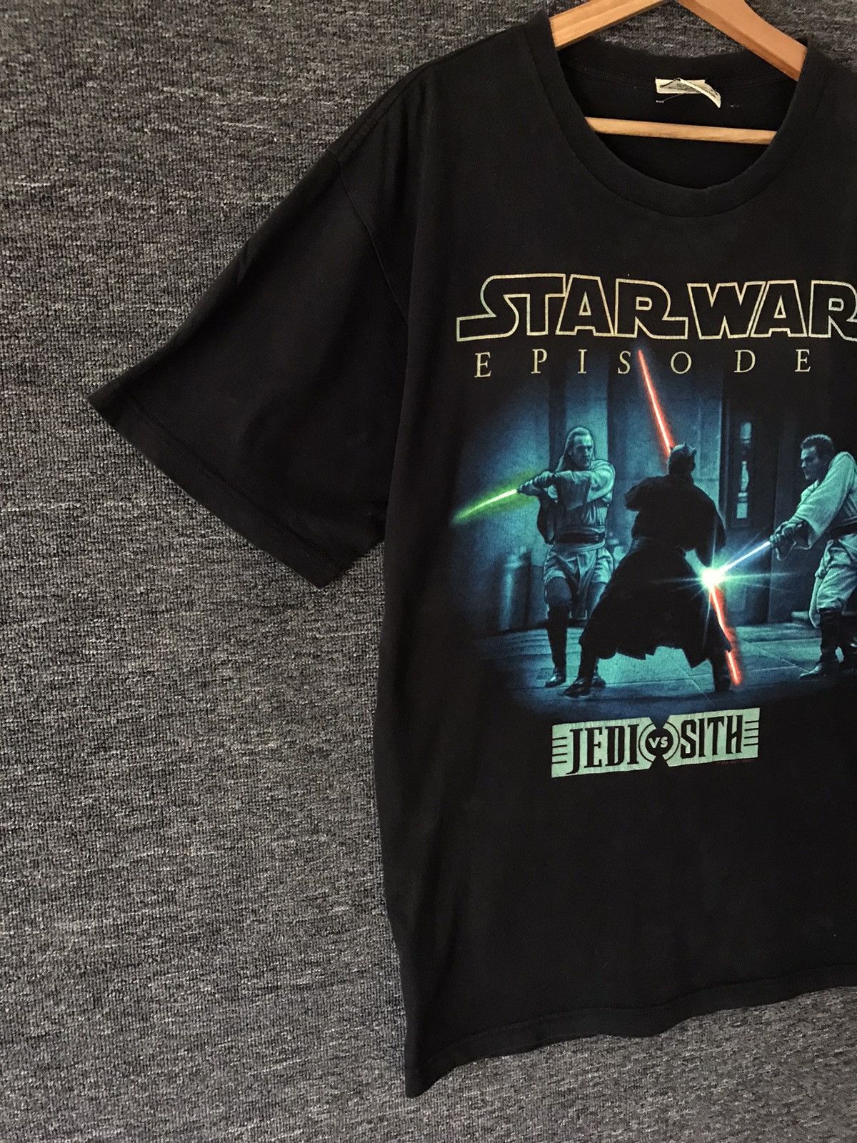 Star Wars Vintage Star Wars Episode 1 Jedi vs Sith Movie T-shirts Size US XL / EU 56 / 4 - 2 Thumbnail