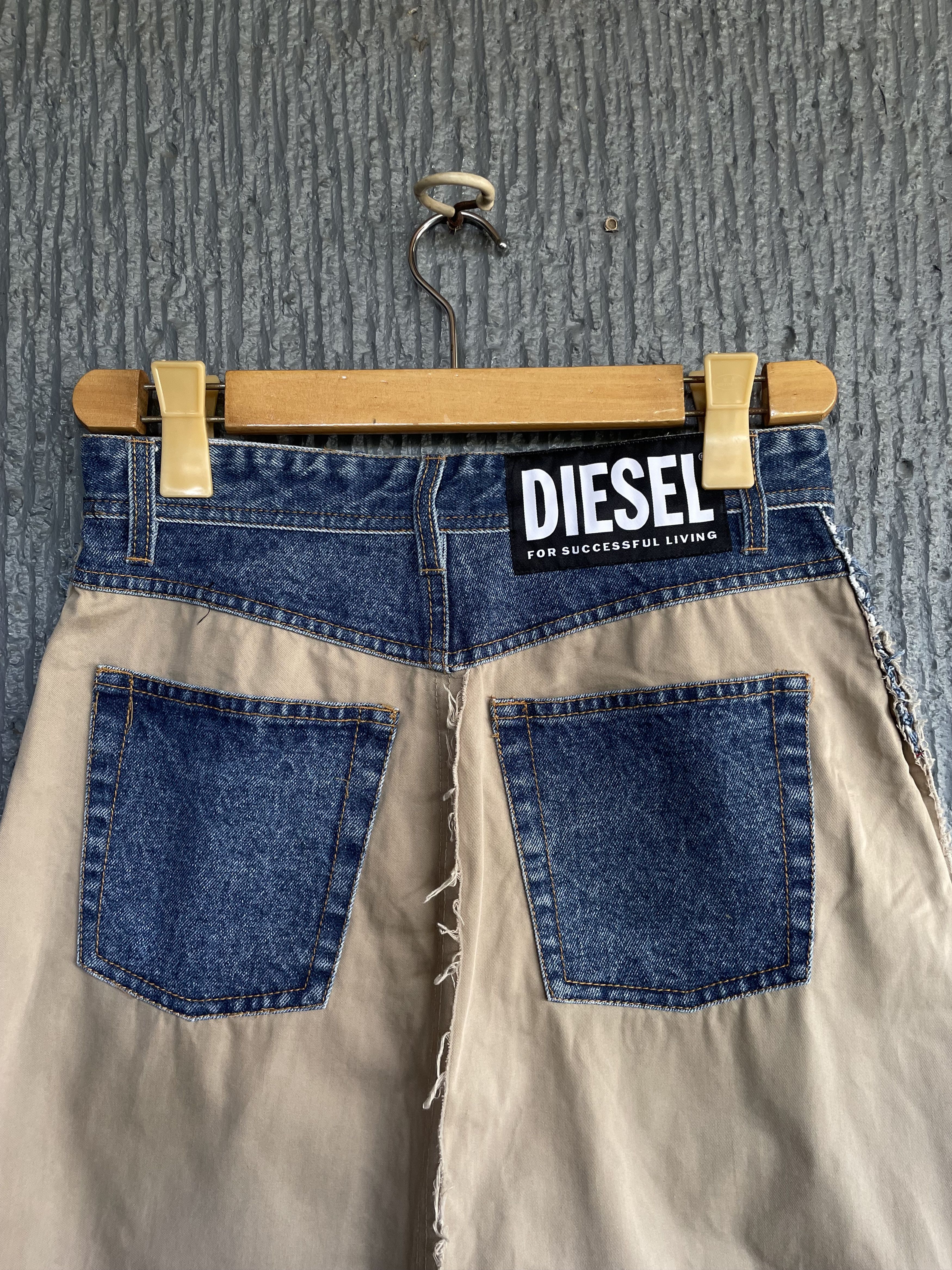 Diesel Diesel Midi Skirt Hybrid Denim-Khaki raw cuts Size 26" / US 2 / IT 38 - 8 Thumbnail