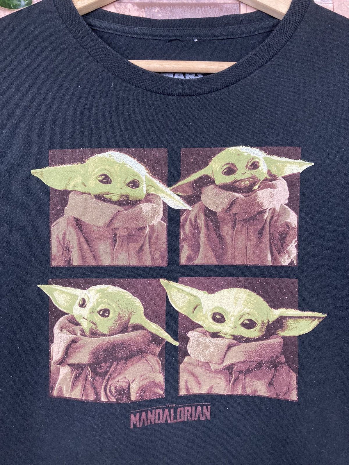 Star Wars The Mandalorian Baby Yoda Tee #T26-5 Size US XXL / EU 58 / 5 - 3 Thumbnail
