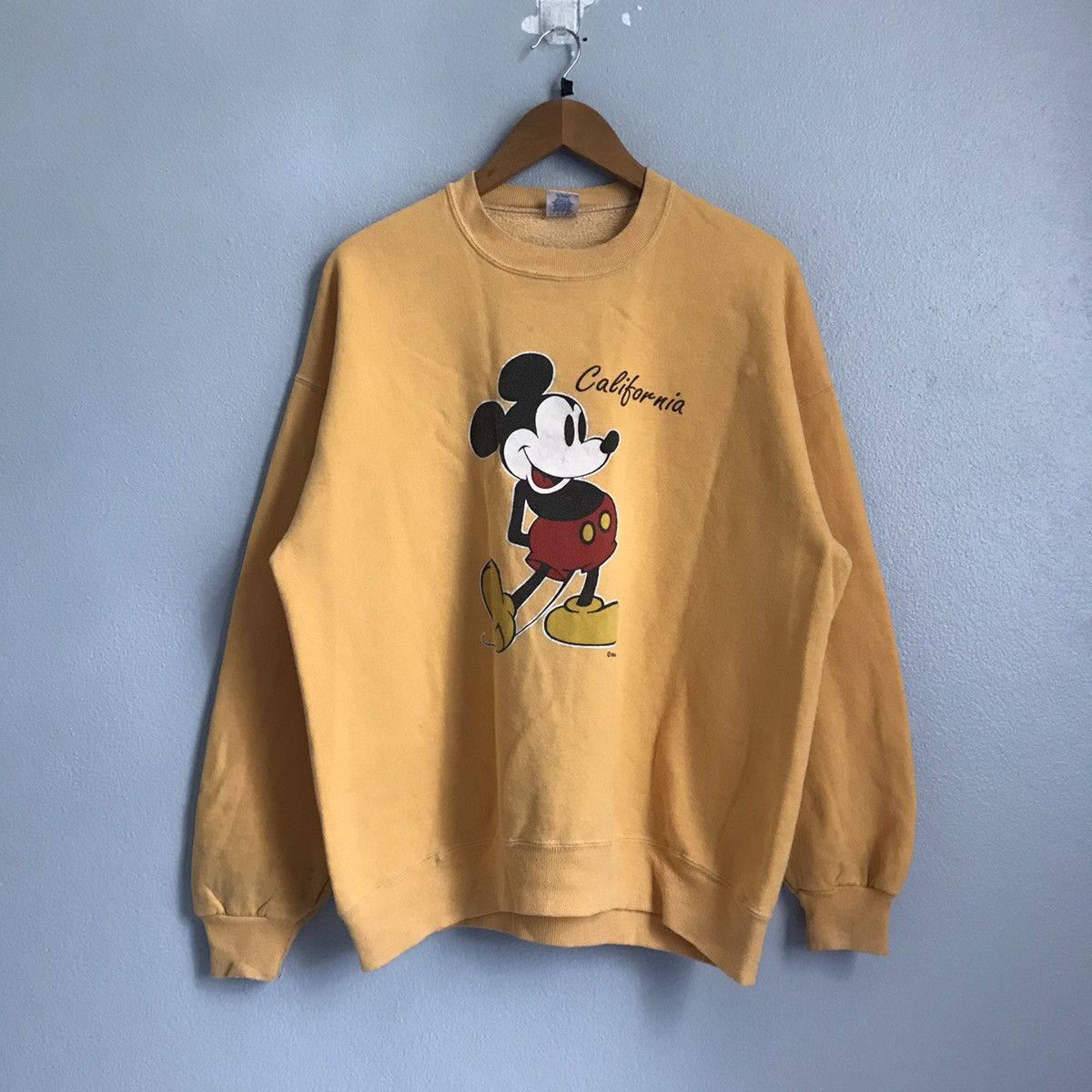 Mickey & Co. Vintage mickey mouse disney sweatshirt Size US XL / EU 56 / 4 - 1 Thumbnail