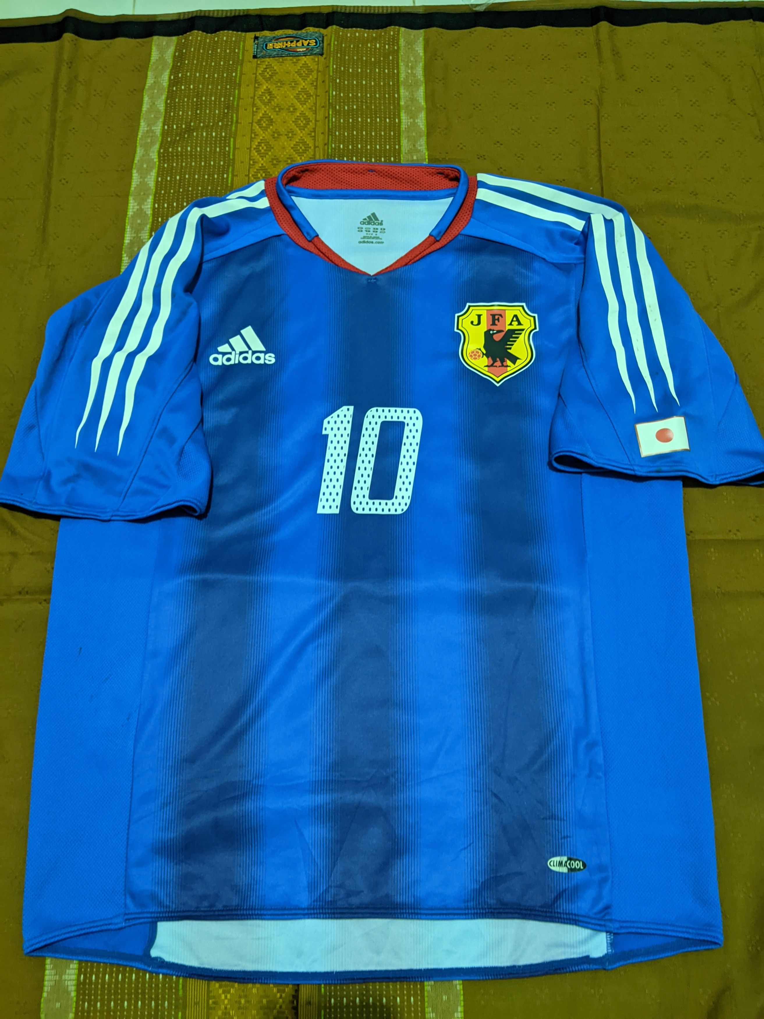 Adidas Japan 2004-2005 home Jersey football shirt Size US S / EU 44-46 / 1 - 1 Thumbnail