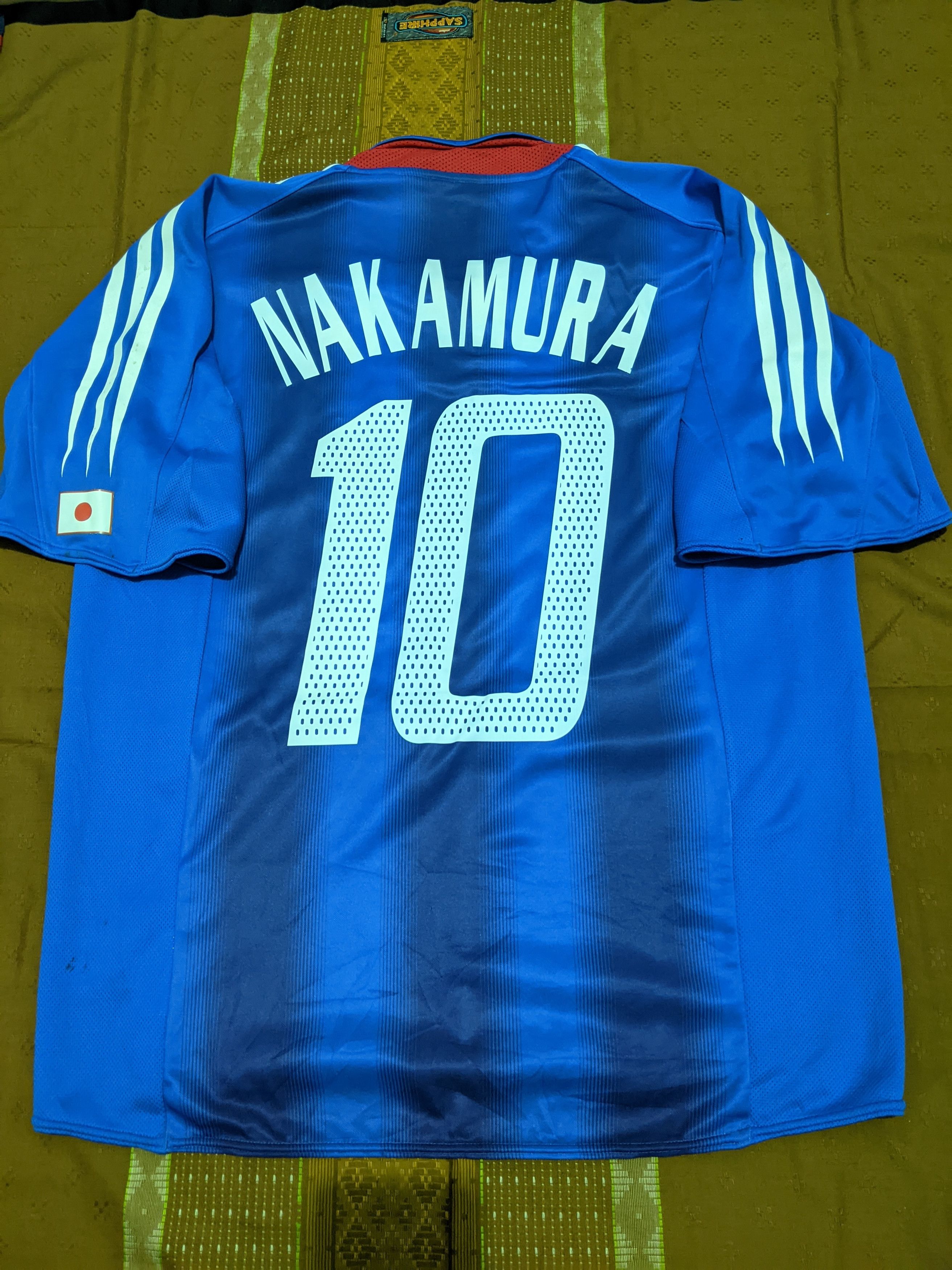 Adidas Japan 2004-2005 home Jersey football shirt Size US S / EU 44-46 / 1 - 2 Thumbnail