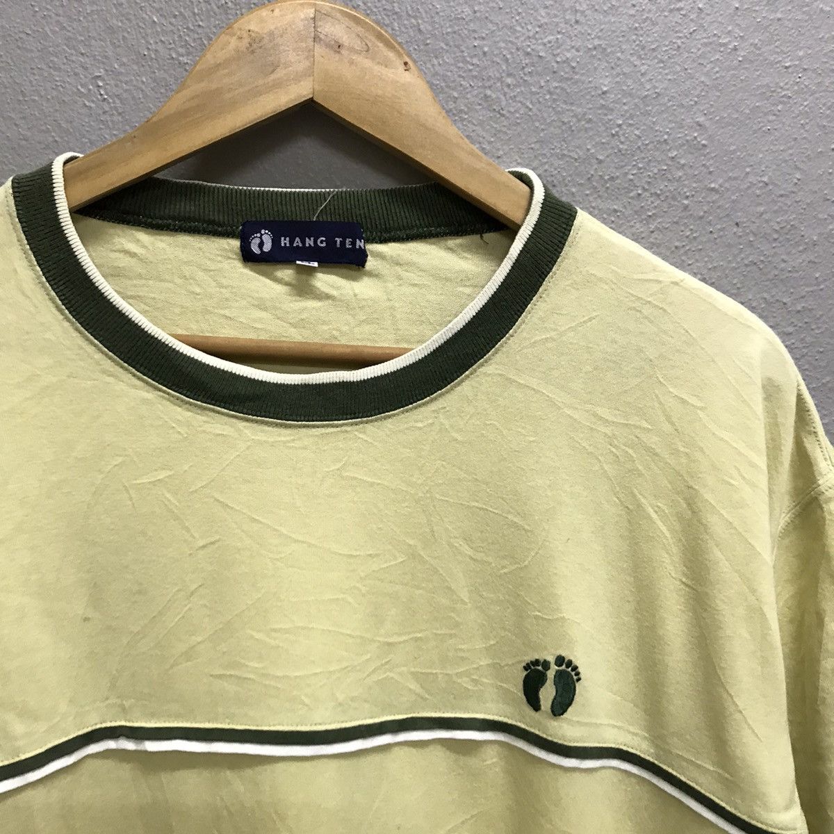Hang Ten VINTAGE HANG TEN SMALL LOGO EMBROIDERY TSHIRT Size US L / EU 52-54 / 3 - 5 Thumbnail
