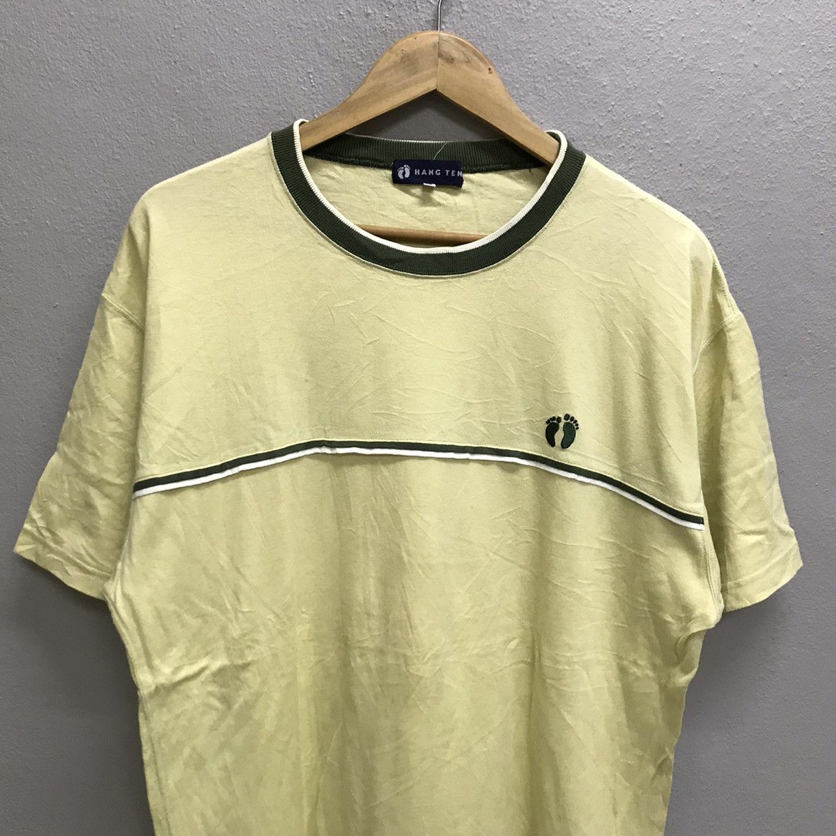 Hang Ten VINTAGE HANG TEN SMALL LOGO EMBROIDERY TSHIRT Size US L / EU 52-54 / 3 - 4 Thumbnail