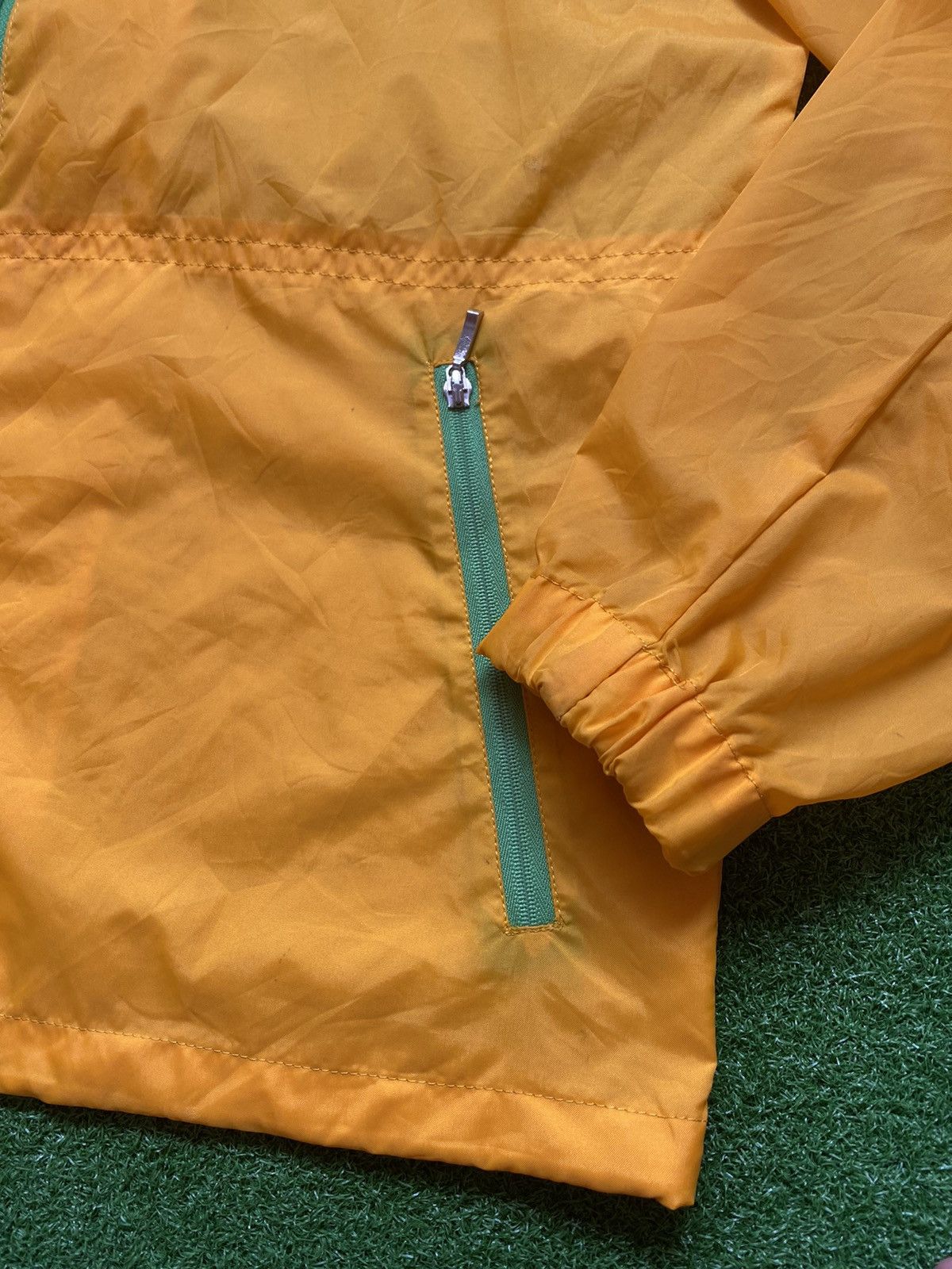 Adidas RARE VINTAGE ADIDAS WINDBREAKER Size US M / EU 48-50 / 2 - 6 Thumbnail