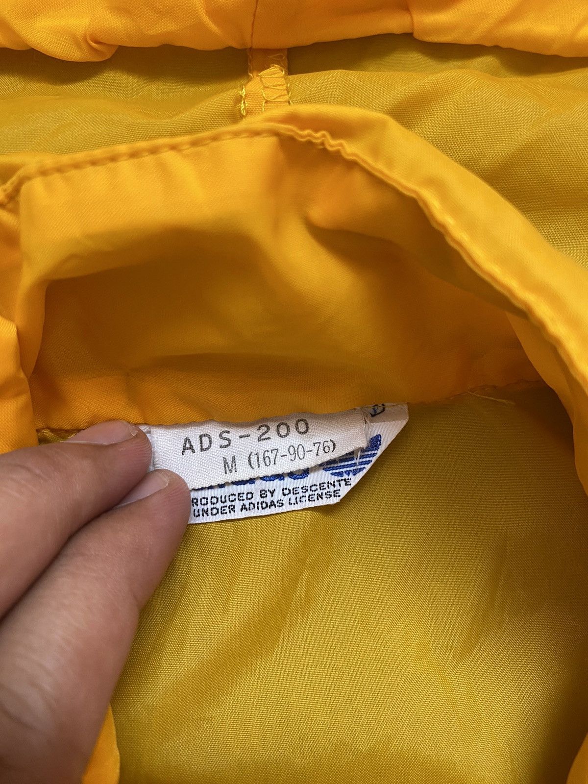 Adidas RARE VINTAGE ADIDAS WINDBREAKER Size US M / EU 48-50 / 2 - 12 Thumbnail