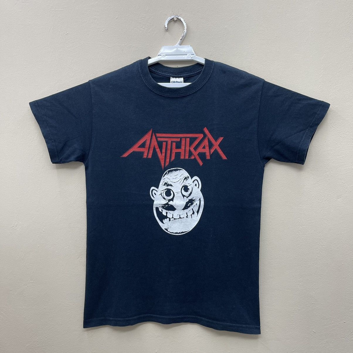 Band Tees Vintage 90s Anthrax Metal Thrashing Mad Band Tour T-Shirt Size US S / EU 44-46 / 1 - 1 Thumbnail