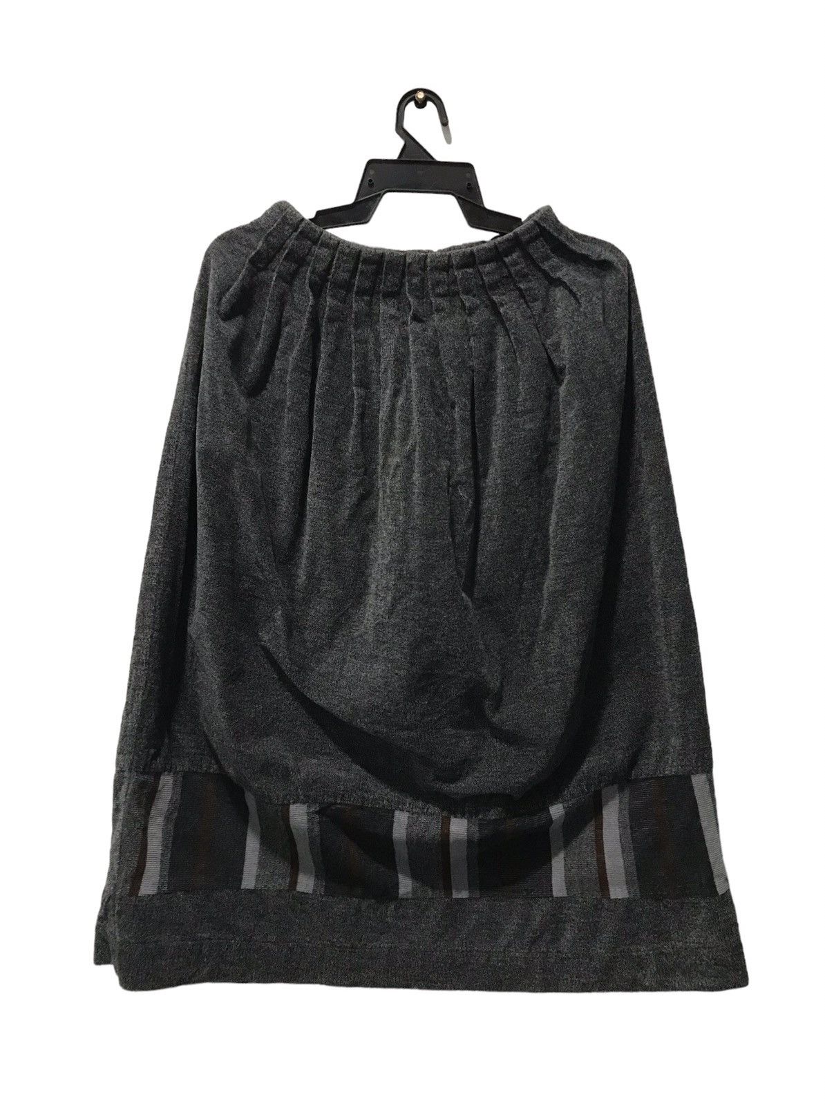 ISSEY MIYAKE HAI SPORTING GEAR SKIRT