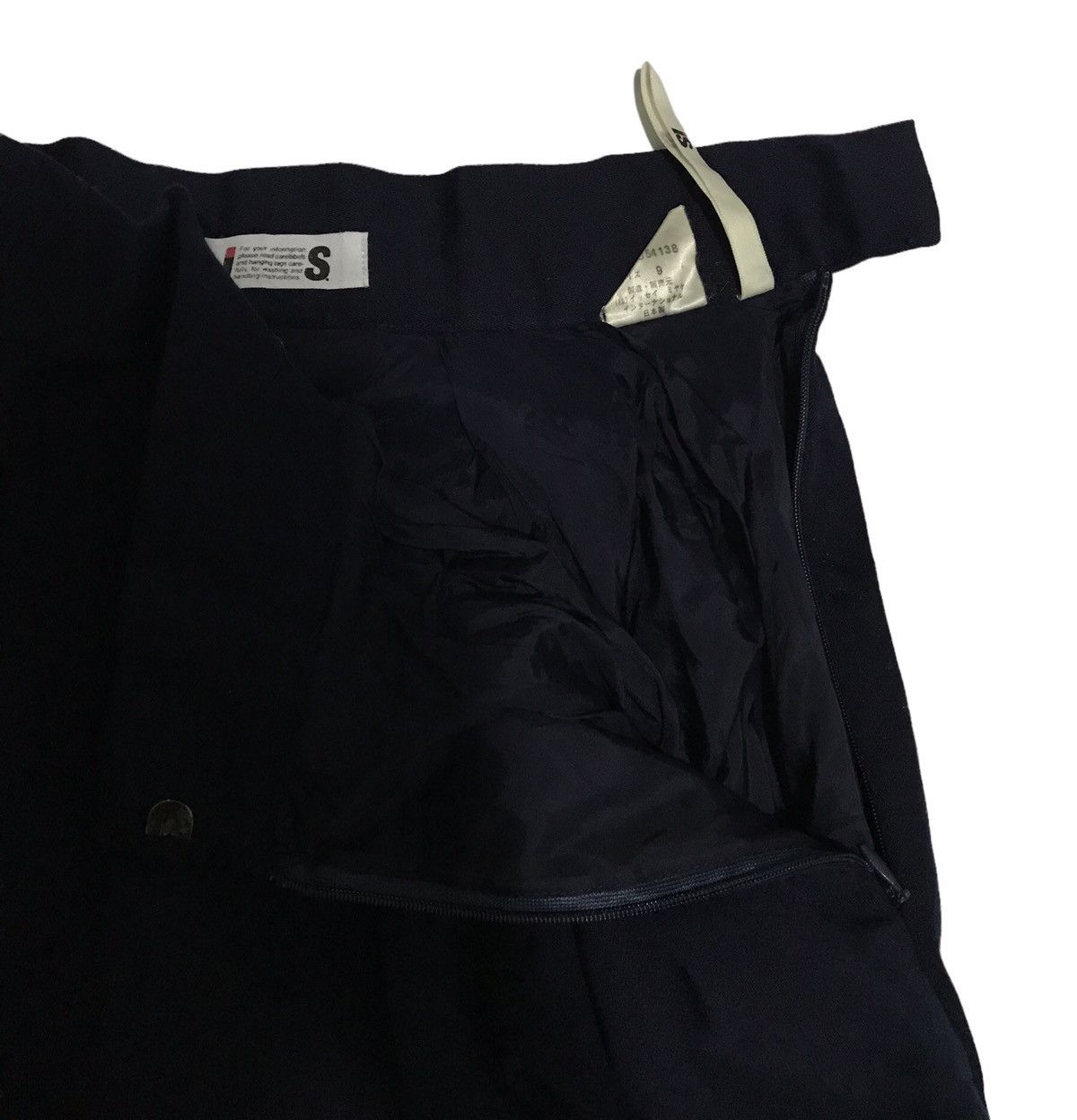 Issey Miyake Issey Miyake SKIRT Size 25" / US 0 / IT 36 - 8 Thumbnail