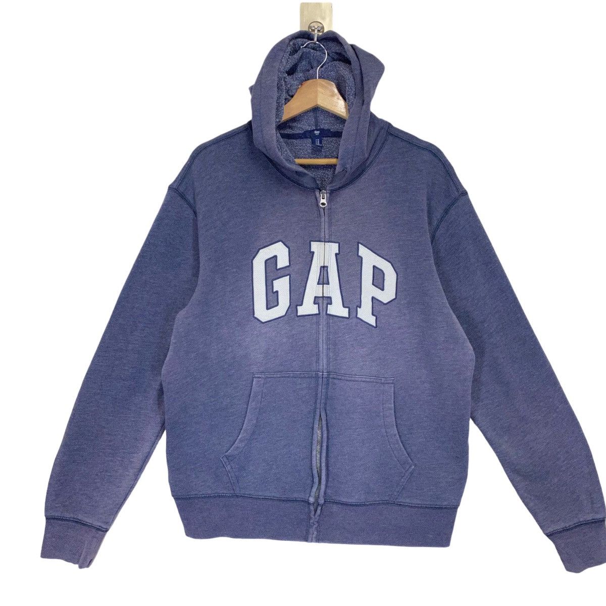 Gap × Vintage Vintage GAP Sweatshirt Big Logo Crewneck Size M Size US M / EU 48-50 / 2 - 1 Thumbnail