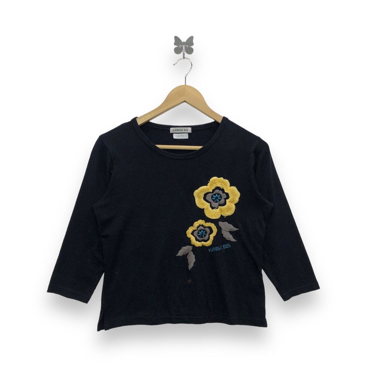 ‘Kansai Bis Embroiddery Flowers Design T-shirt
