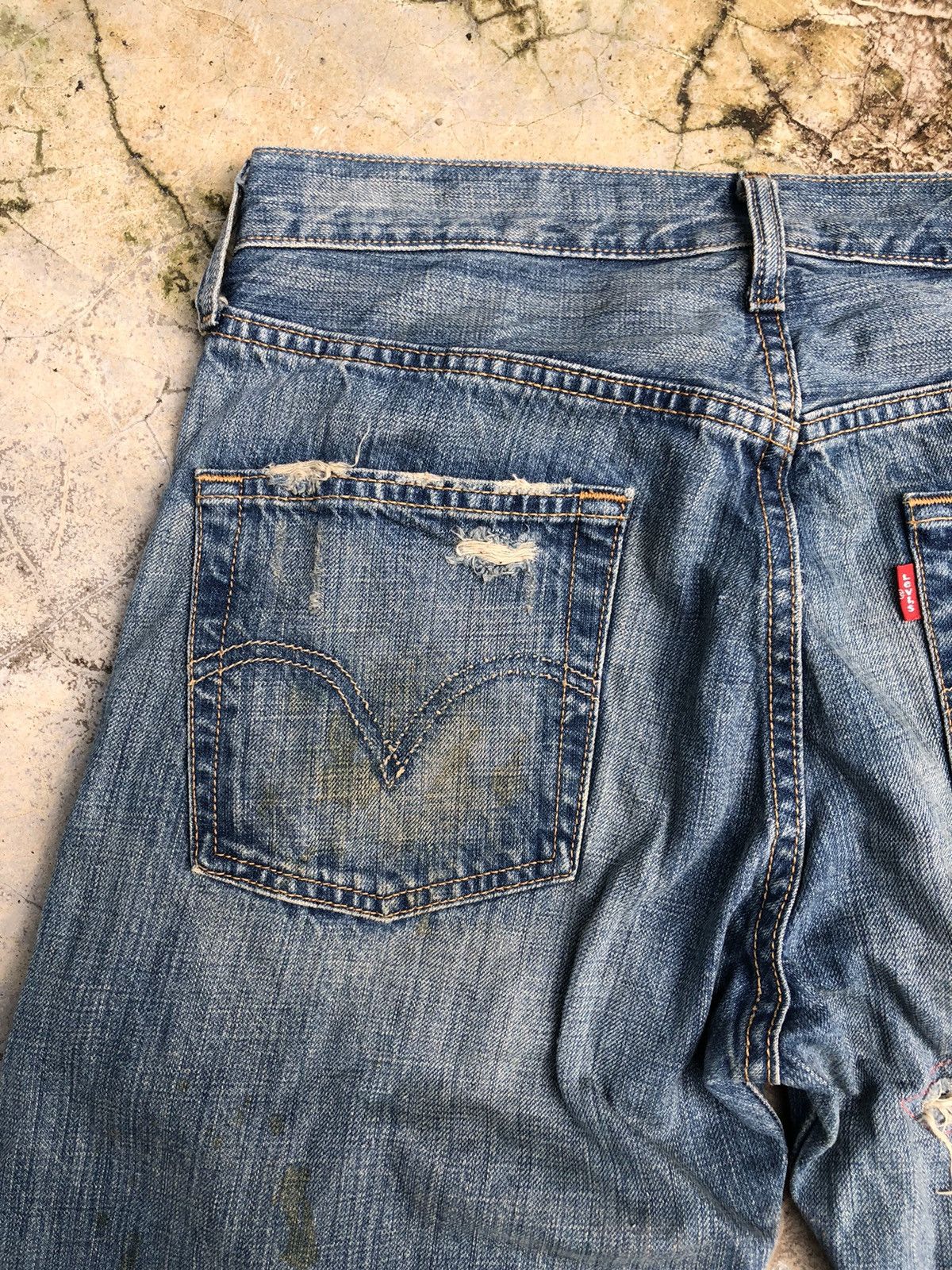 Levi's × Vintage Size 30 Levis 501 reworked distressed denim Size US 30 / EU 46 - 13 Thumbnail