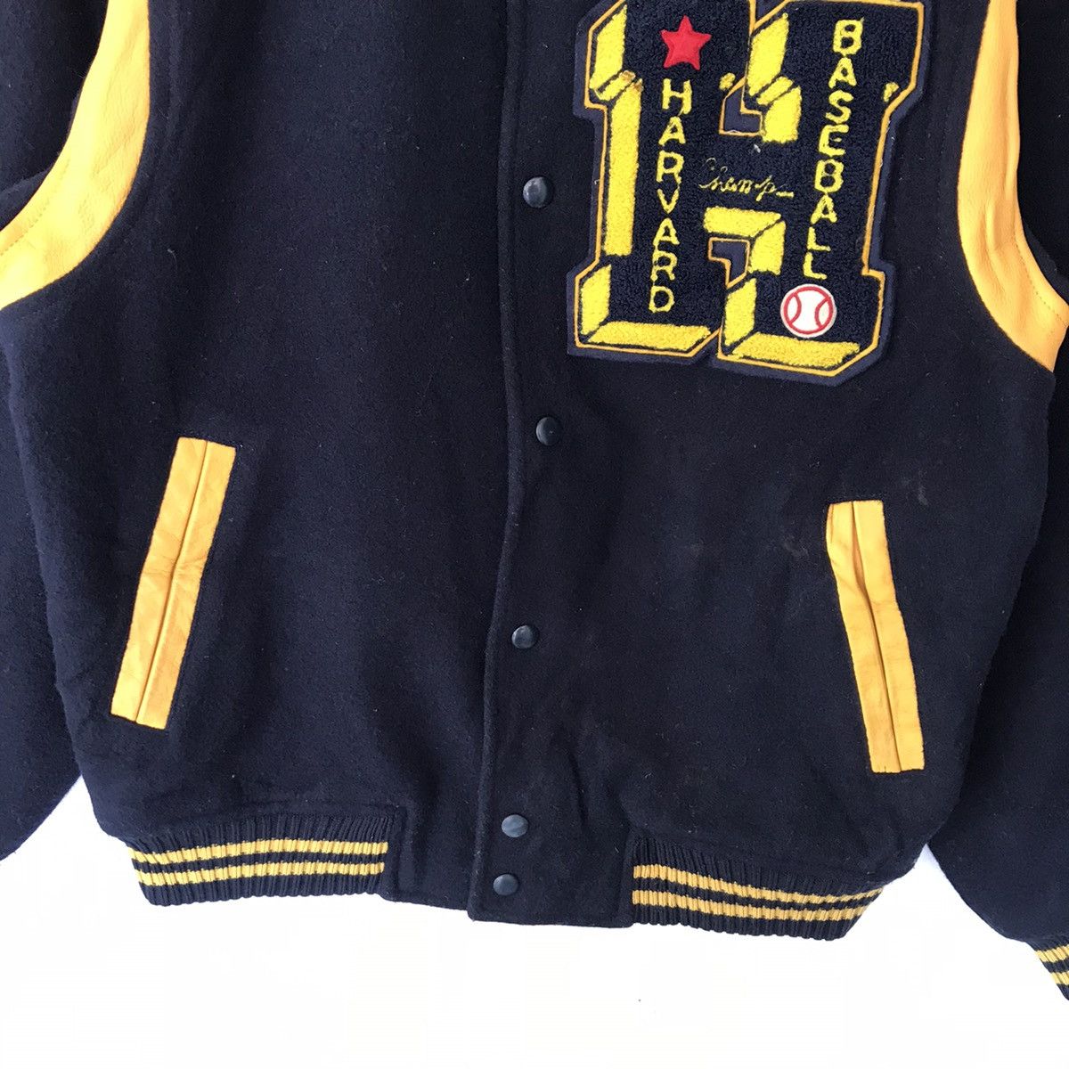 Vintage HARVARD BASEBALL VARSITY WOOL JACKET YELLOW LEATHER Size US L / EU 52-54 / 3 - 3 Thumbnail